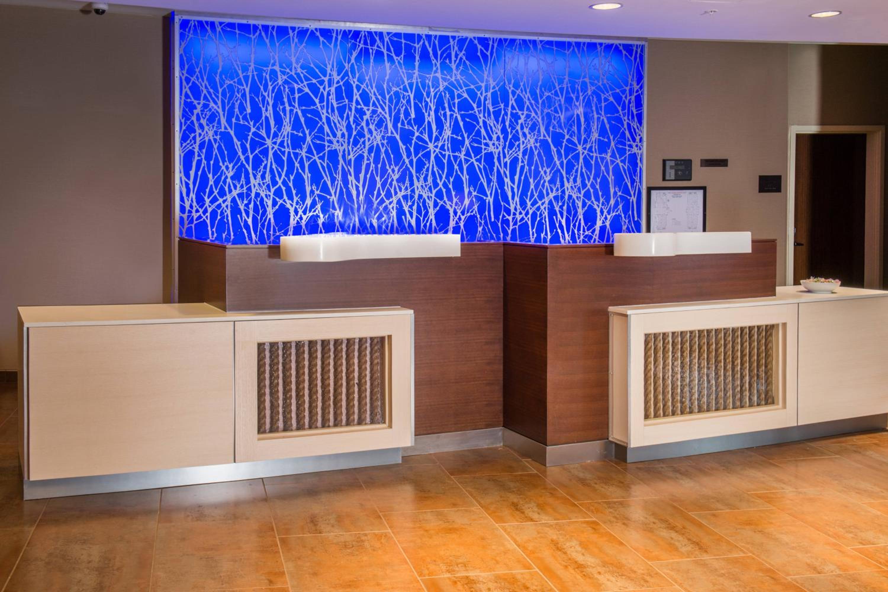 Easton Vacations - Fairfield Inn  Suites by Marriott Easton - Property Image 4