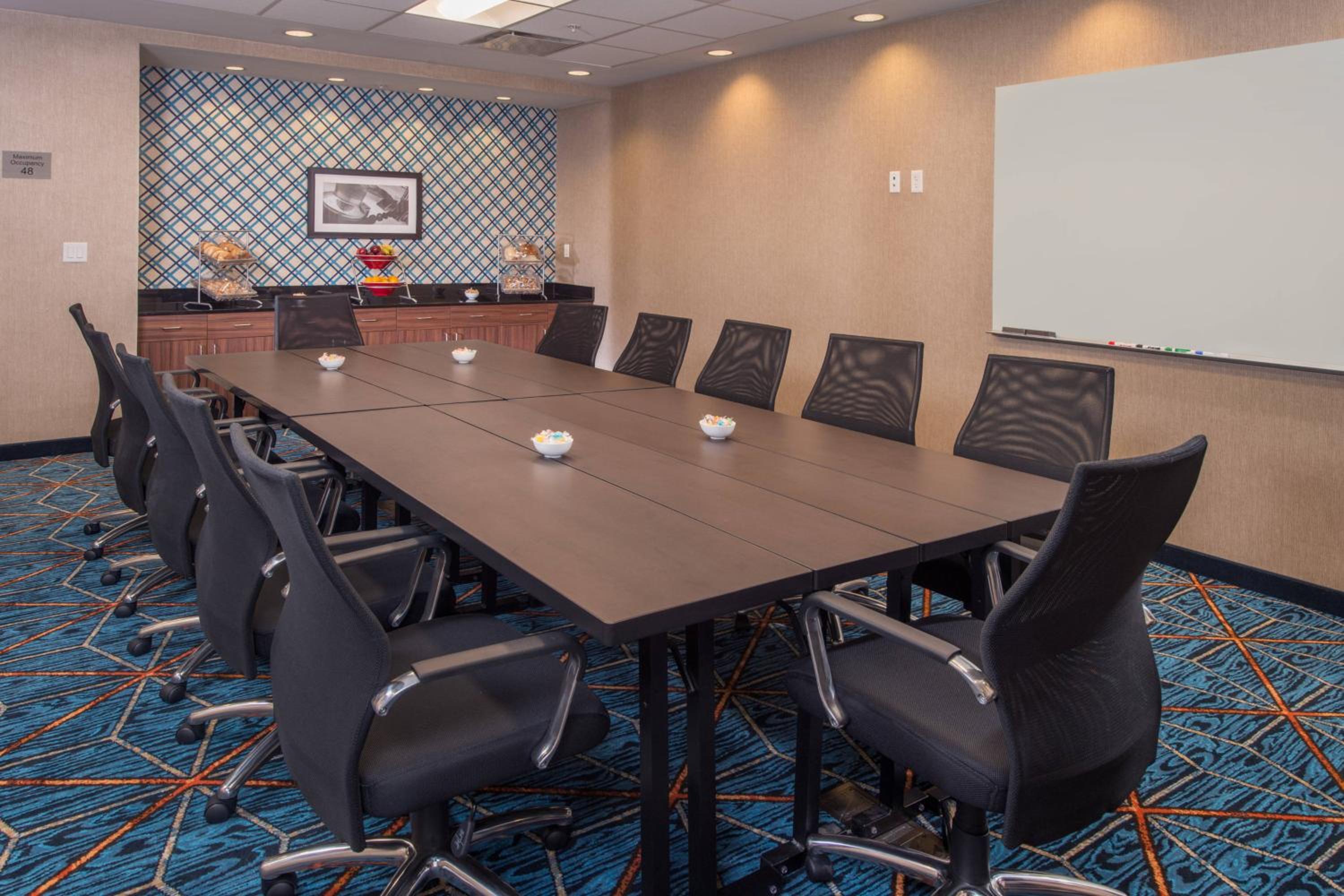 Easton Vacations - Fairfield Inn  Suites by Marriott Easton - Property Image 3