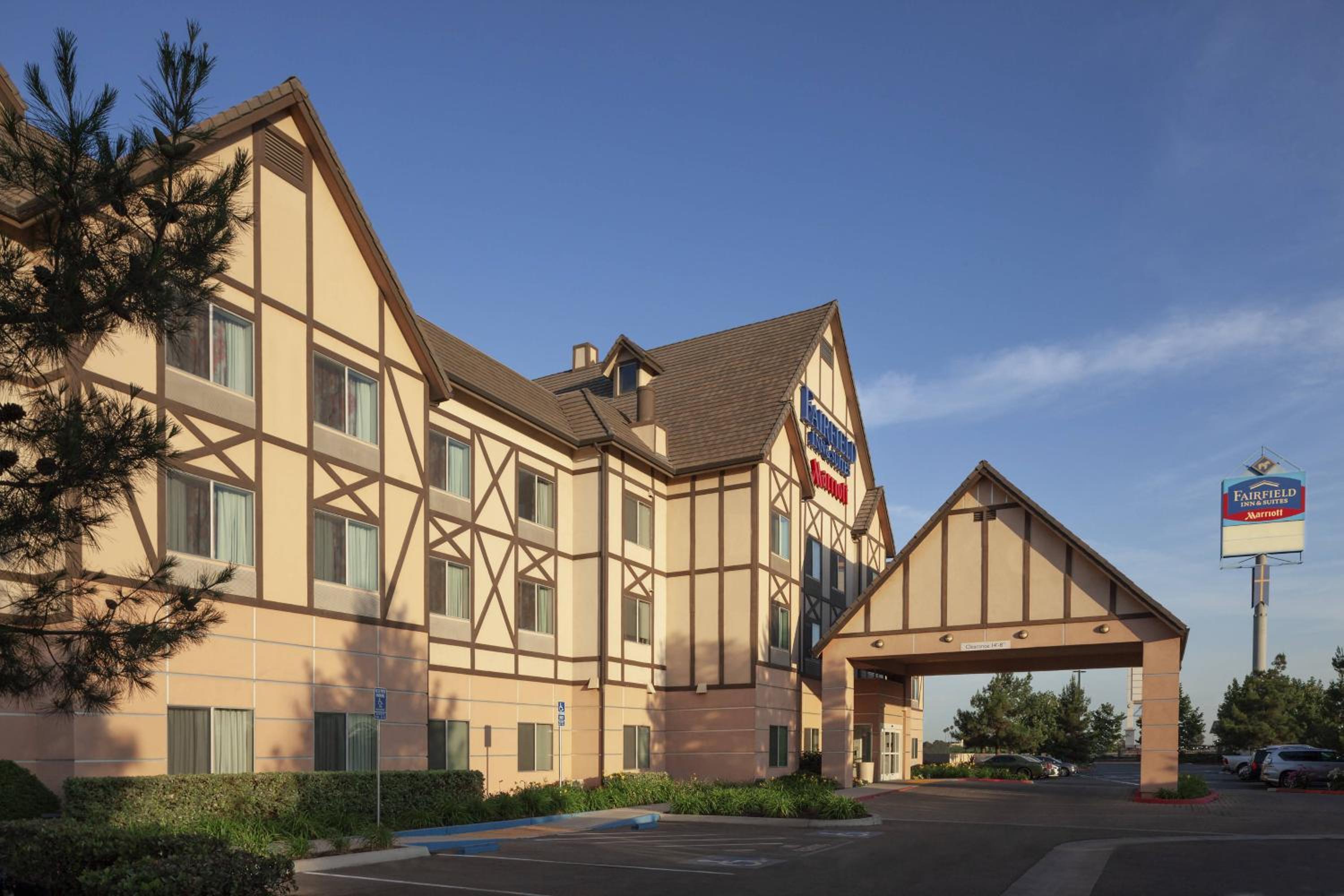 Hotel Fairfield Inn & Suites by Marriott Selma Kingsburg