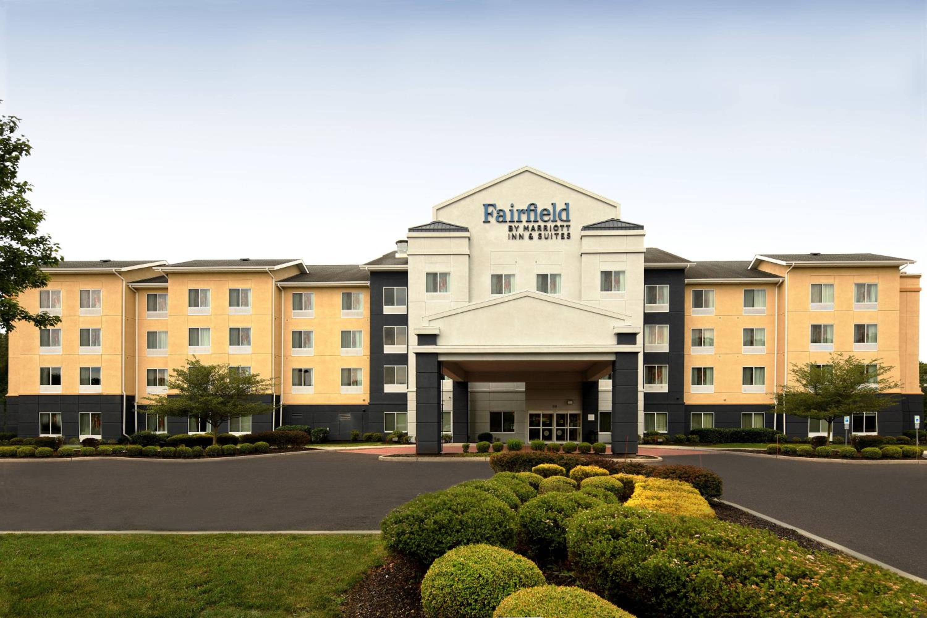Vineland Vacations - Fairfield Inn  Suites by Marriott Millville Vineland - Property Image 1