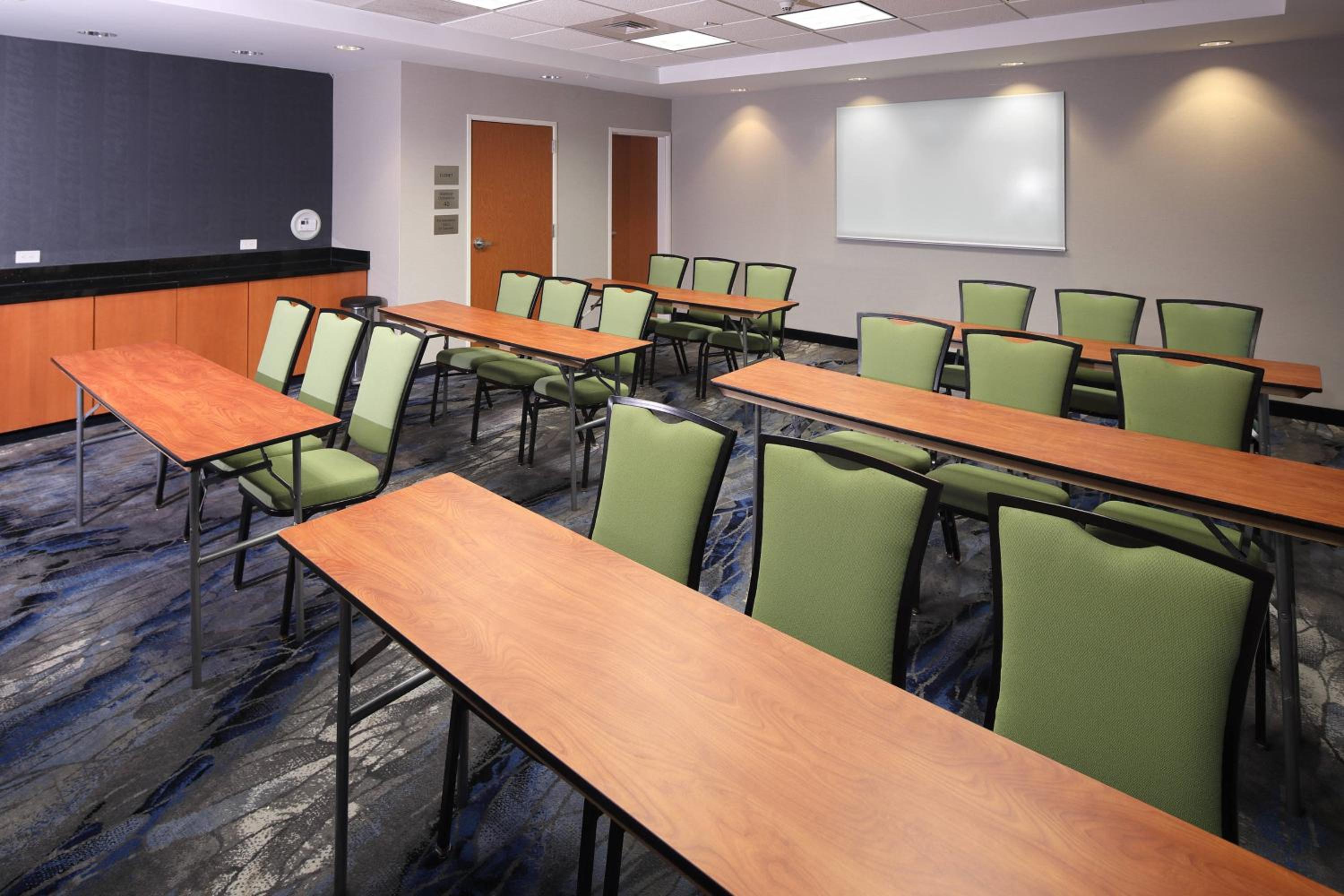 Fairfield Inn  Suites by Marriott Millville Vineland - Property Image 3
