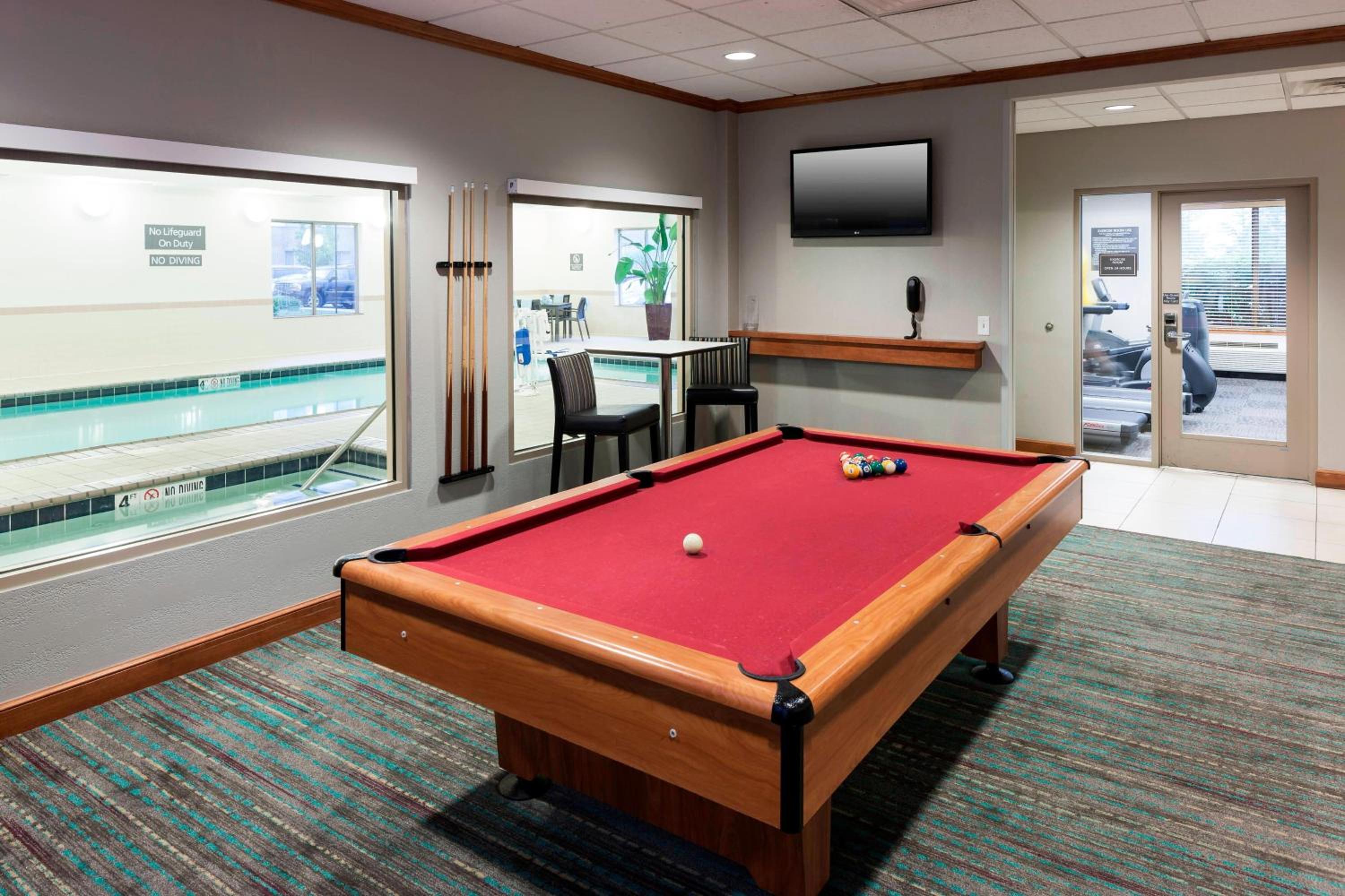 Residence Inn by Marriott Chicago Lake Forest/Mettawa - Property Image 2