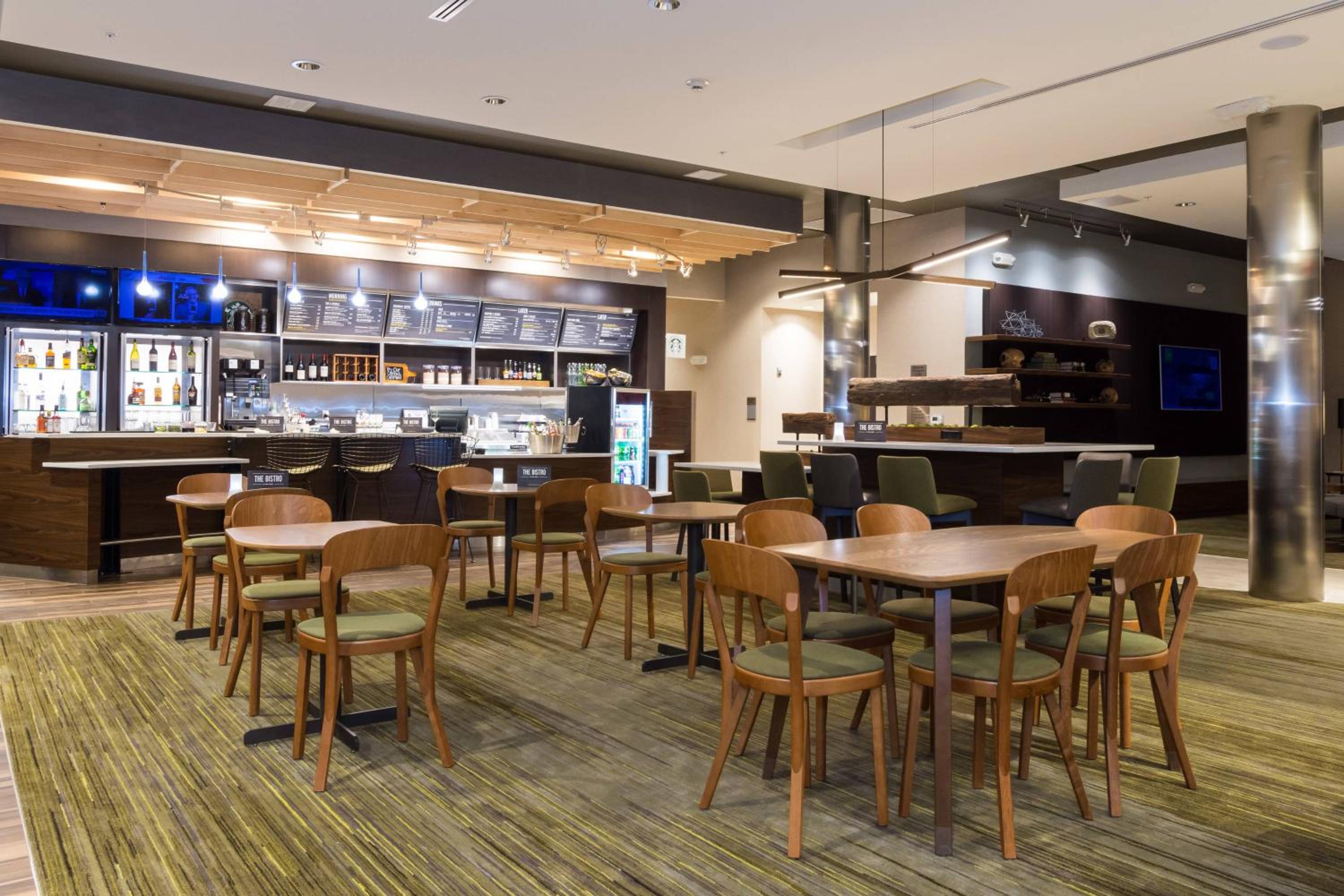 Spring Lake Vacations - Courtyard by Marriott Fayetteville Fort Bragg/Spring Lake - Property Image 4