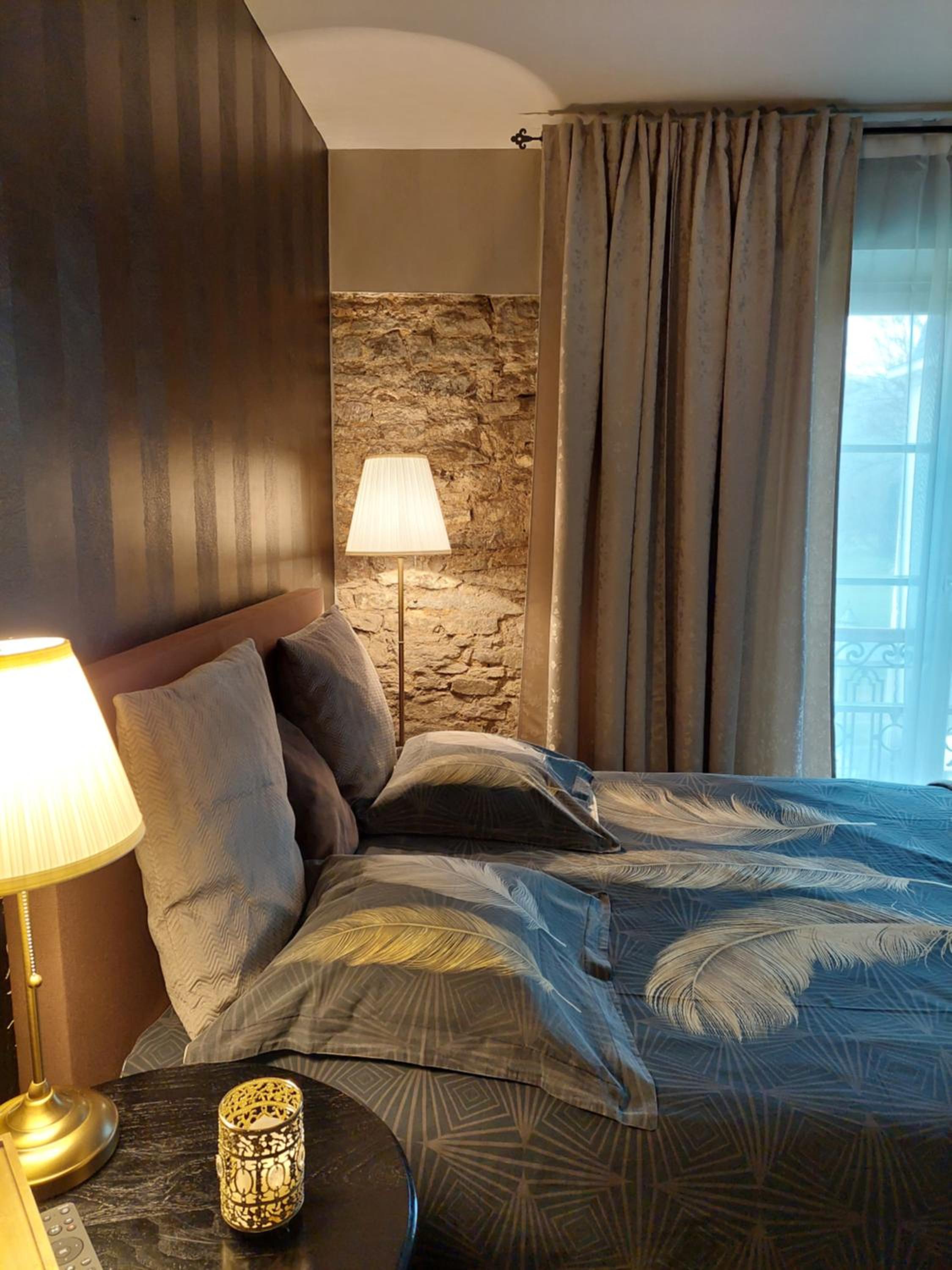 La chambre et le studio du château du golf de Bernalmont