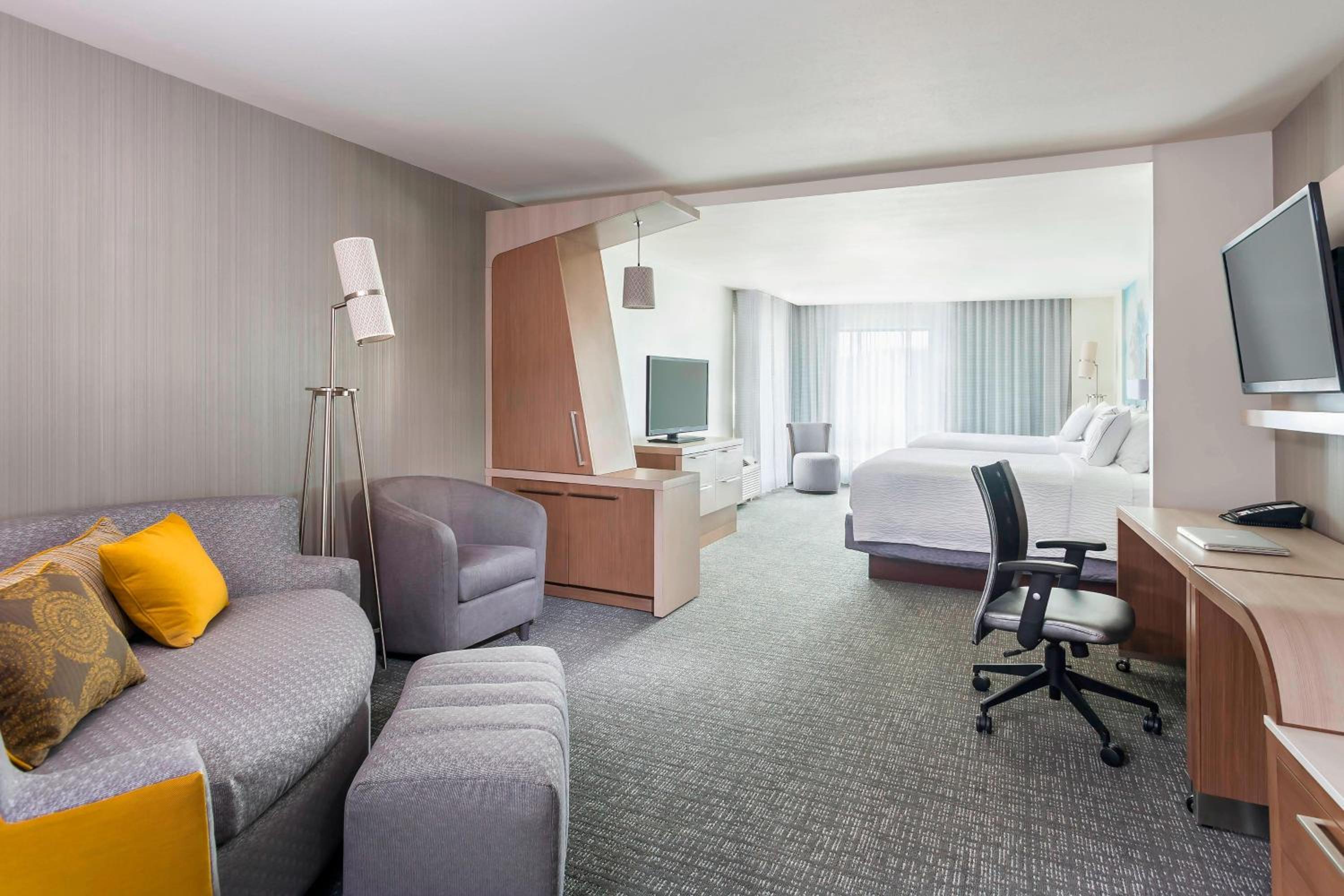 Courtyard by Marriott Stafford Quantico - Property Image 11