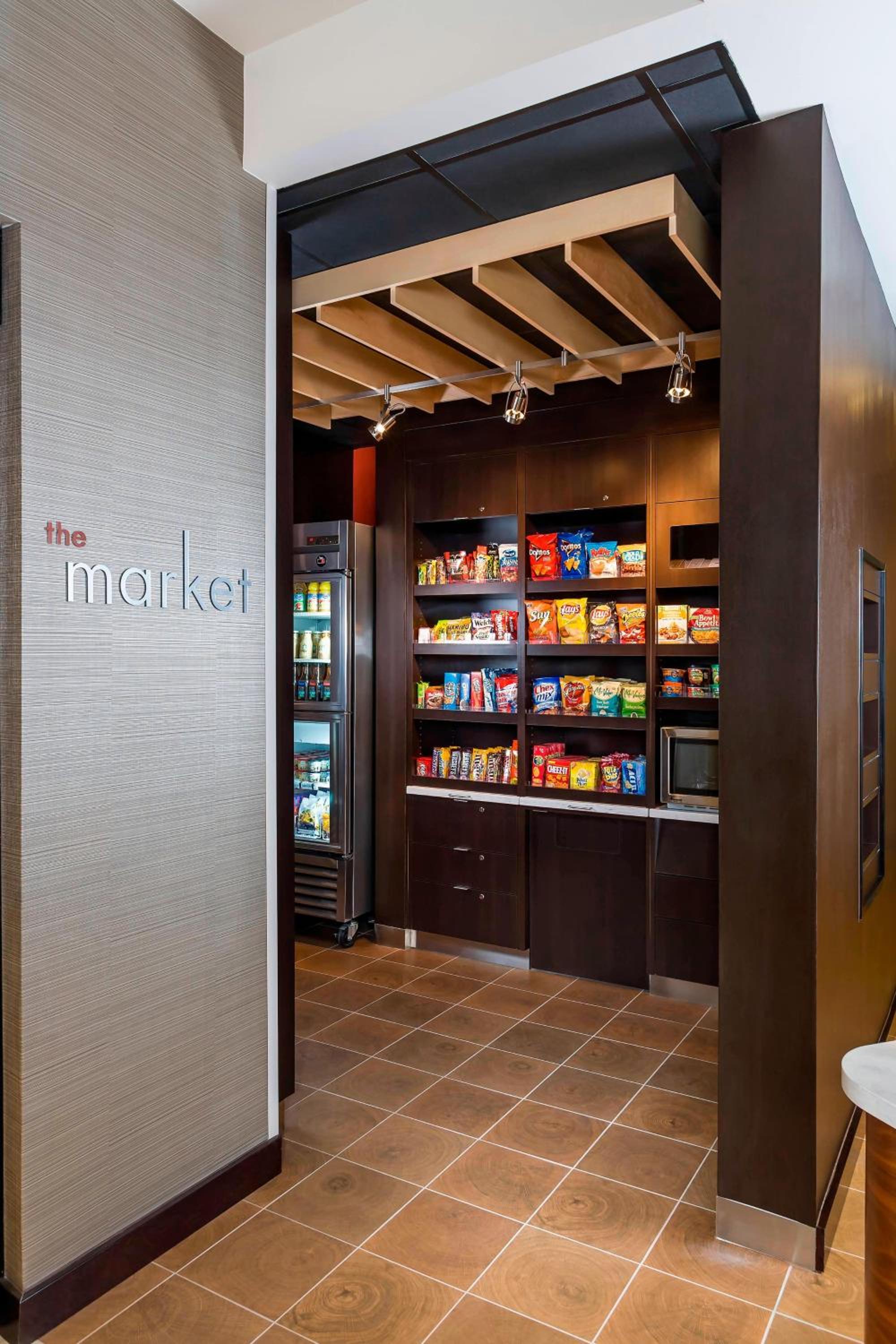 Courtyard by Marriott Stafford Quantico - Property Image 6