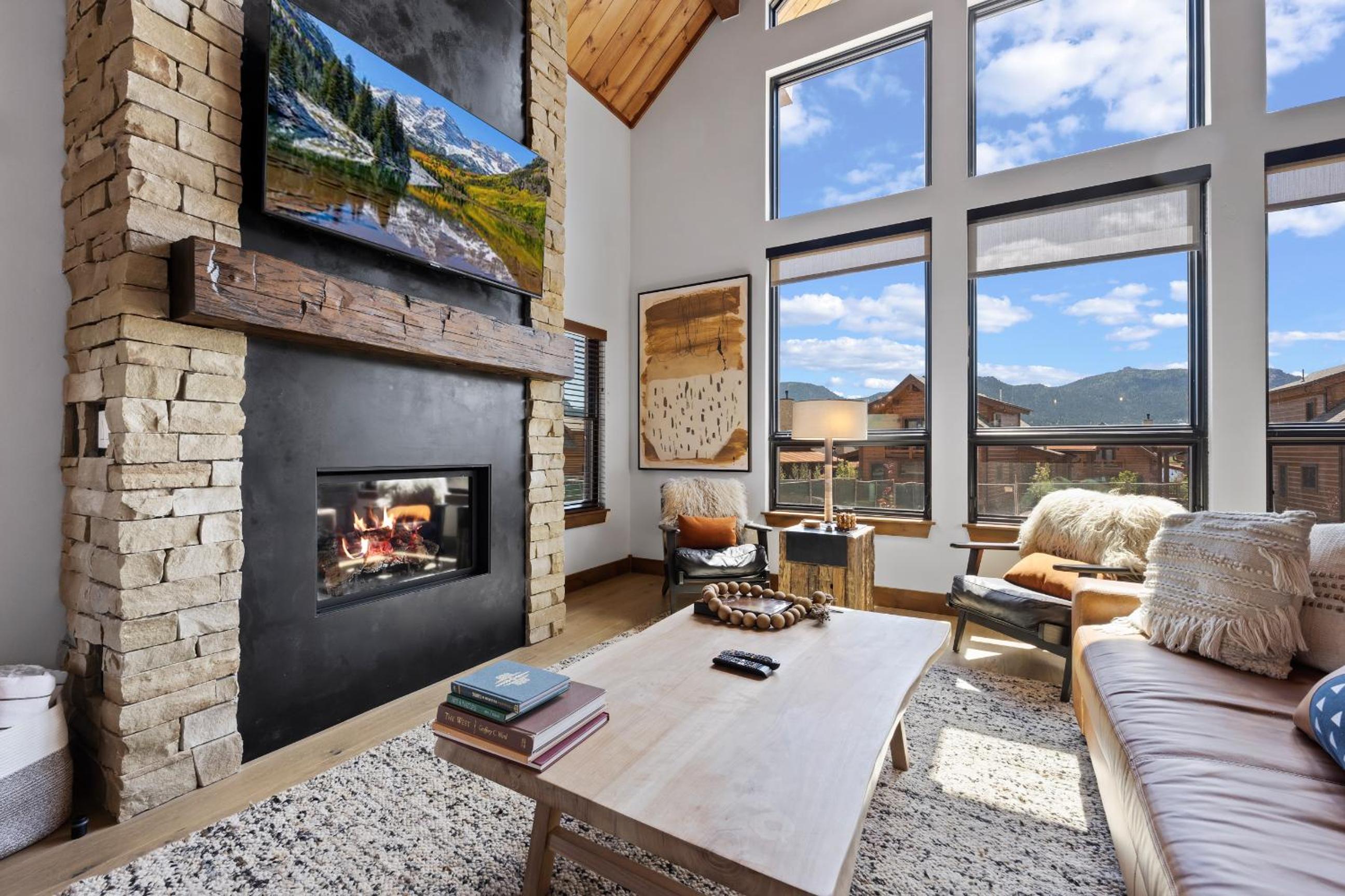 Estes Dream! Brand New End Unit with Two Patios, Indoor/Outdoor Fireplace and Jacuzzi