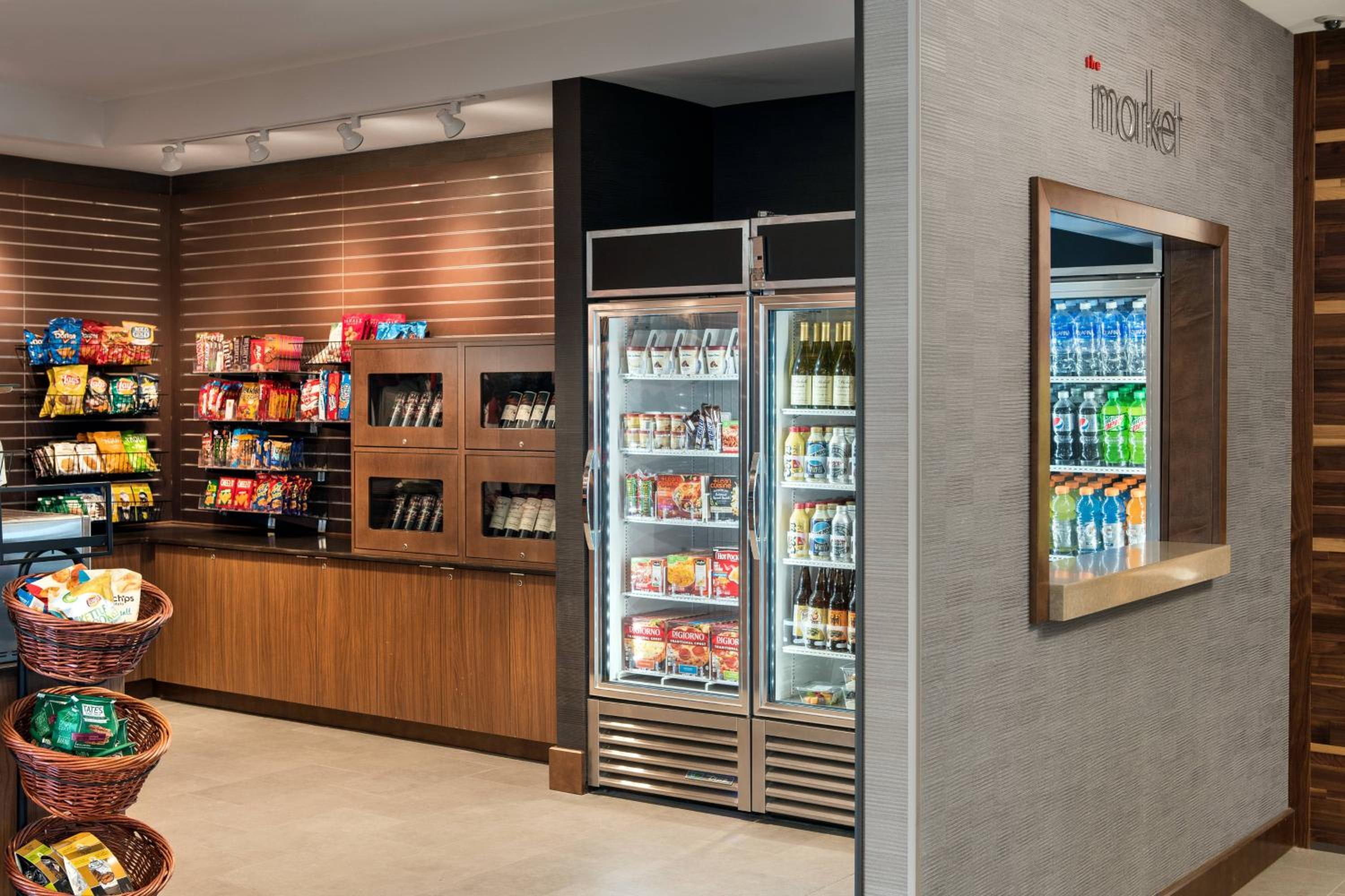 Courtyard by Marriott Pullman - Property Image 11