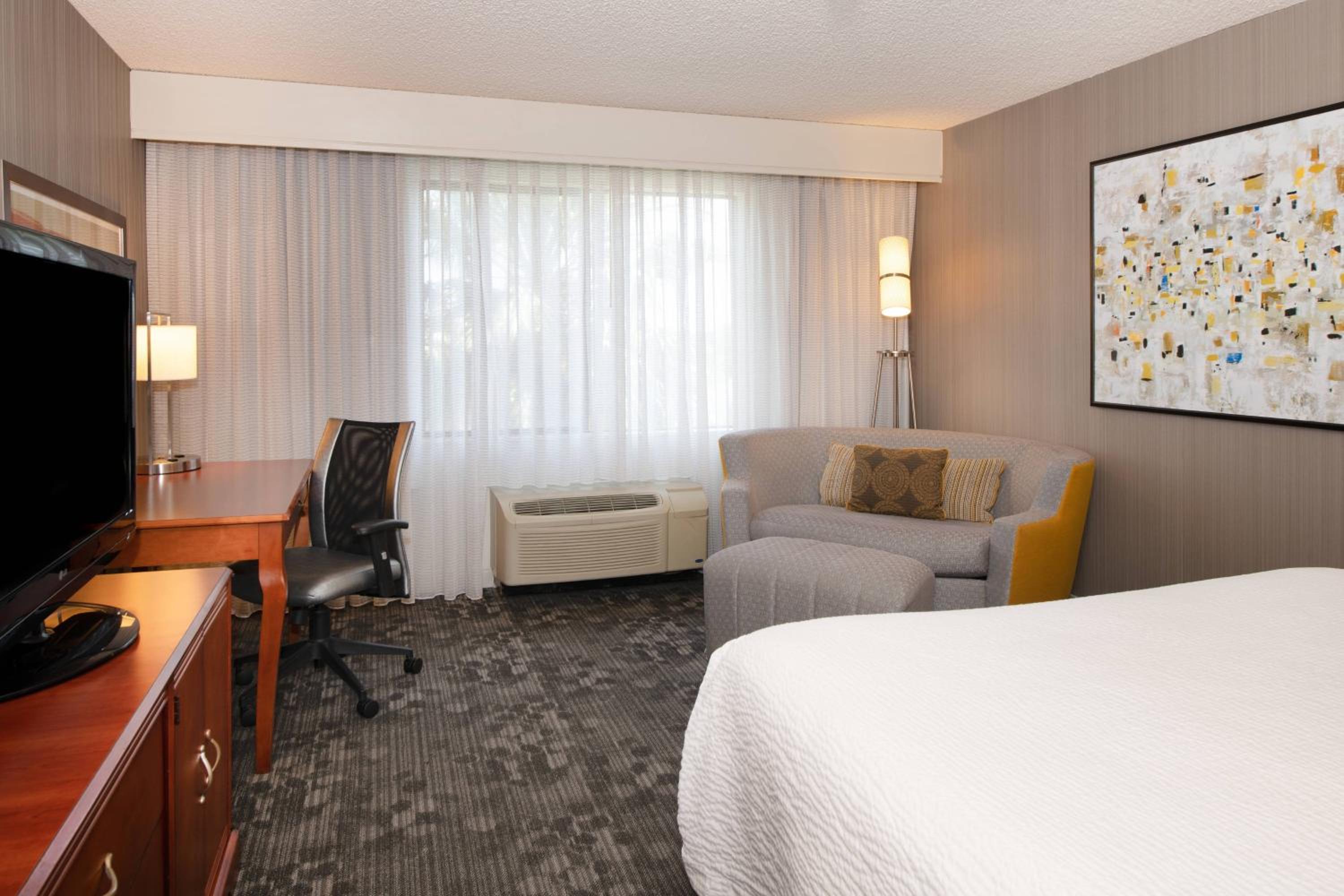 Newark Vacations - Courtyard by Marriott Newark Silicon Valley - Property Image 41