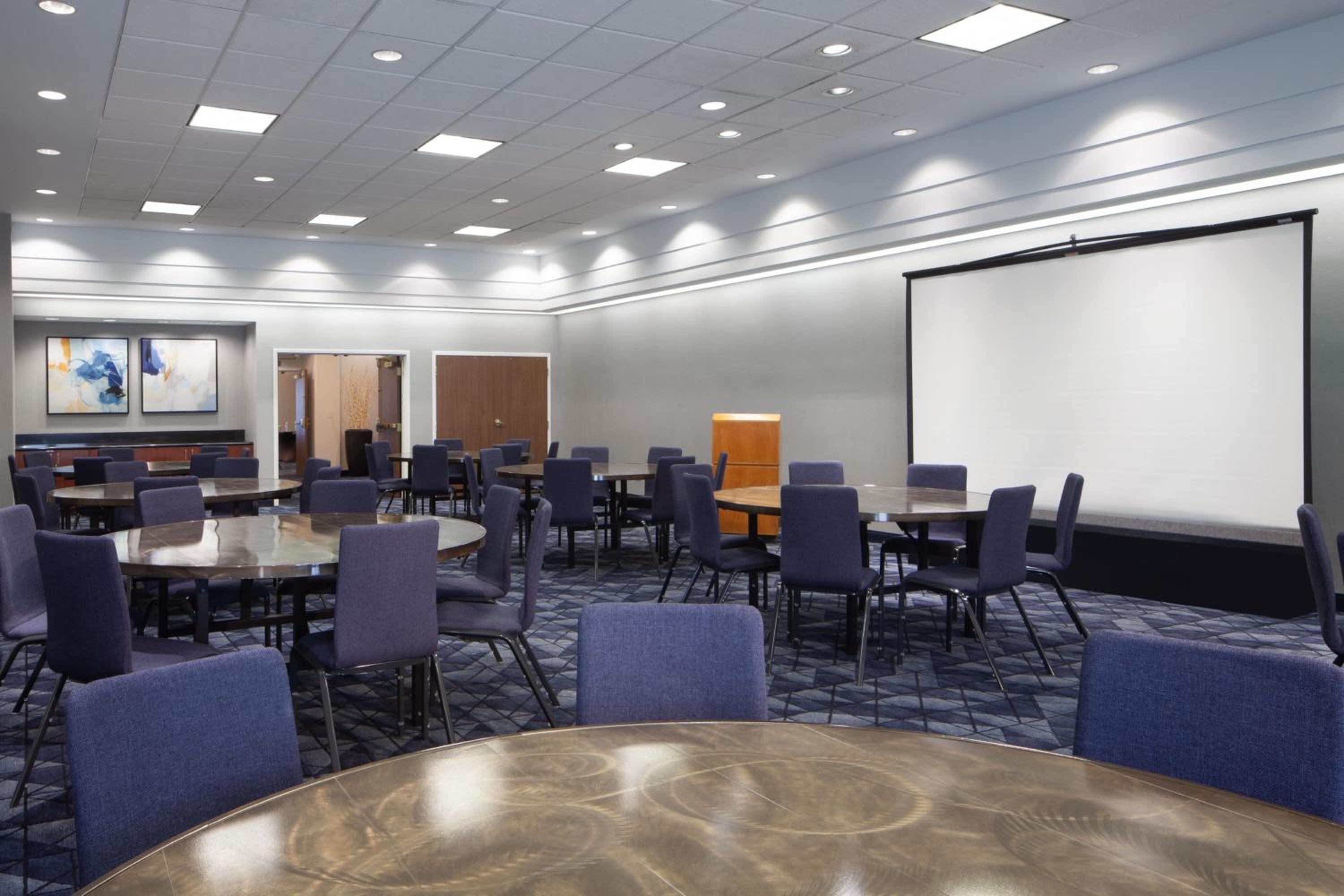 Newark Vacations - Courtyard by Marriott Newark Silicon Valley - Property Image 23