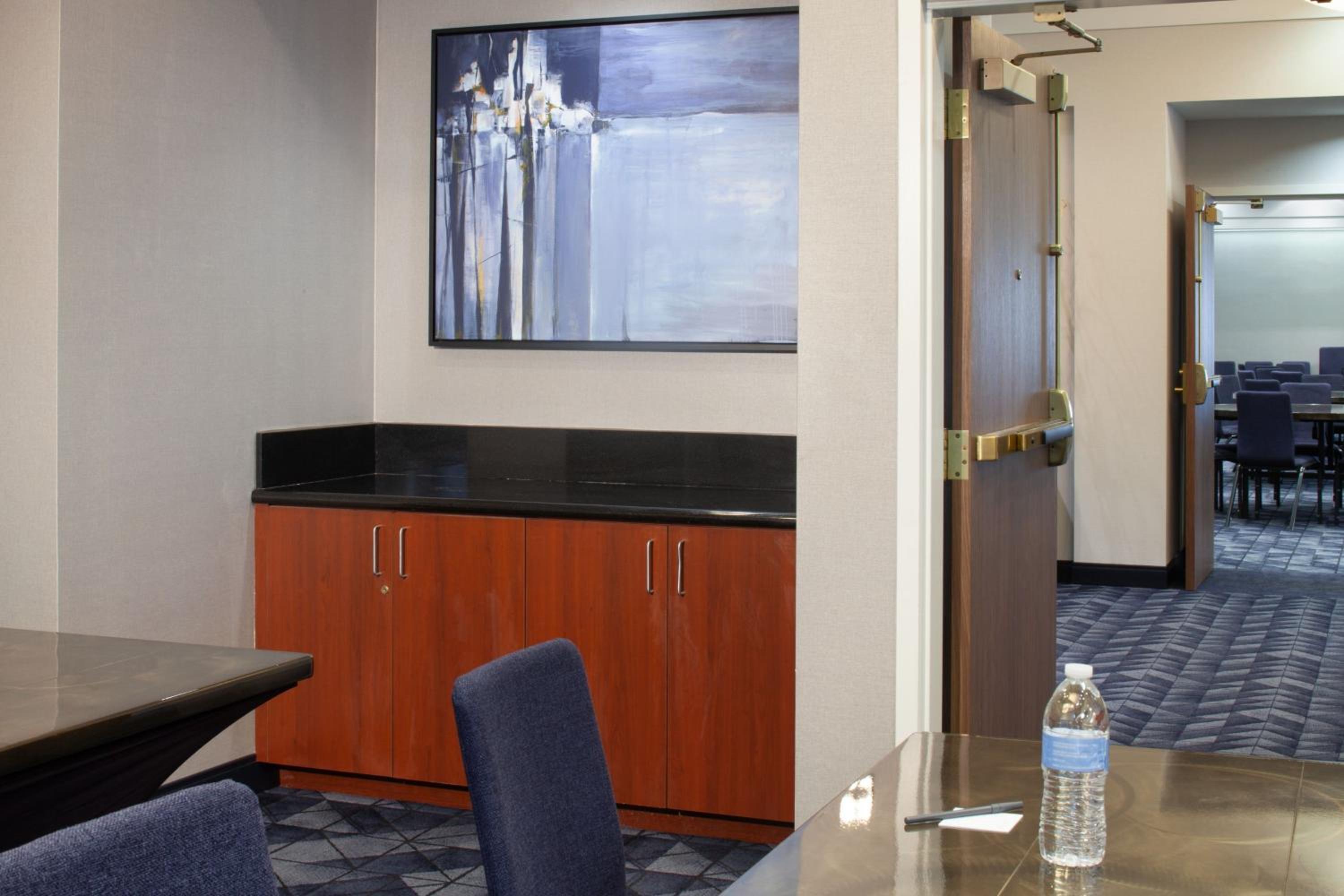 Newark Vacations - Courtyard by Marriott Newark Silicon Valley - Property Image 26
