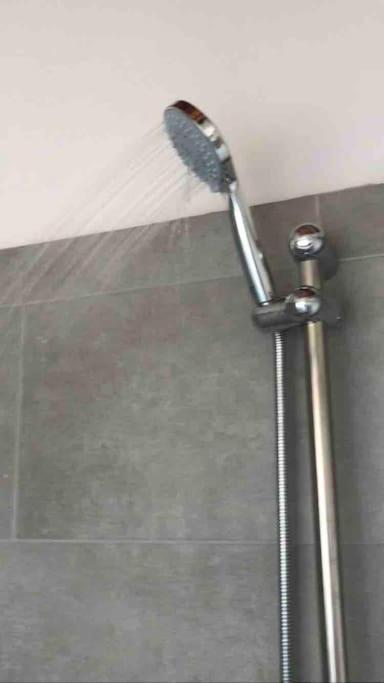 Mado Coliving - Studio Appart, Chambre coin cuisine, Chambre