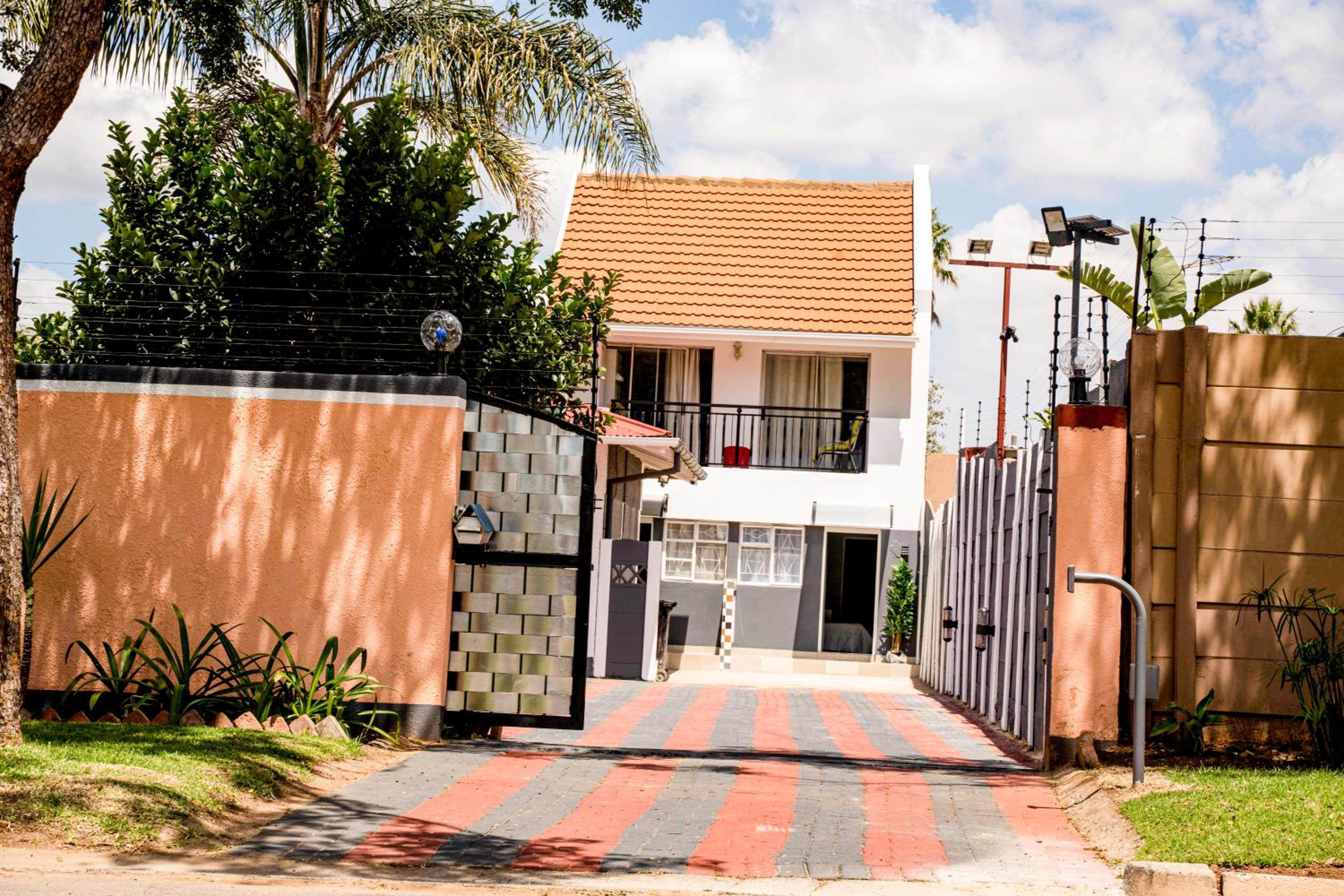 Hotel Lancaster Guest House