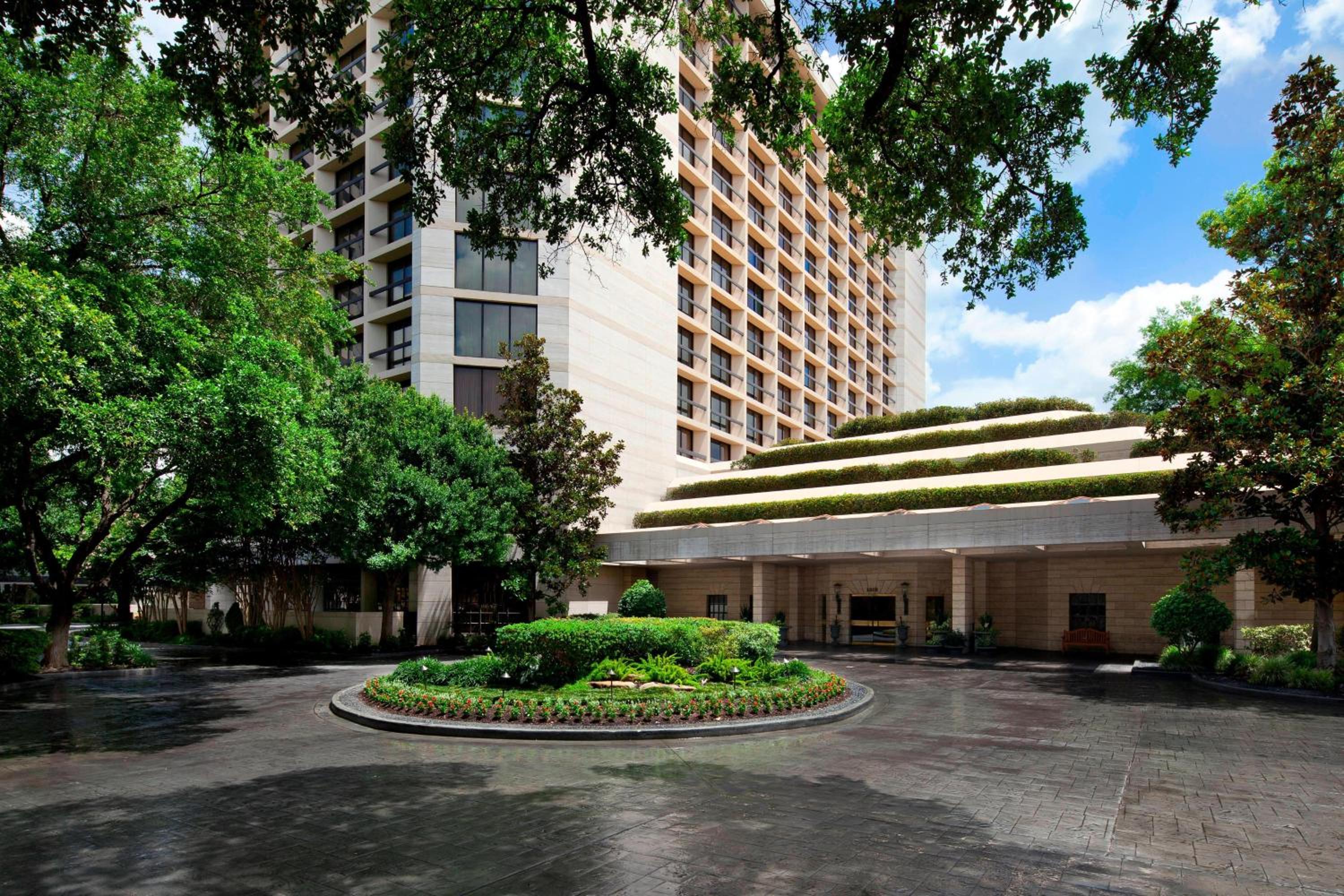 Hotel The St. Regis Houston - Image 1