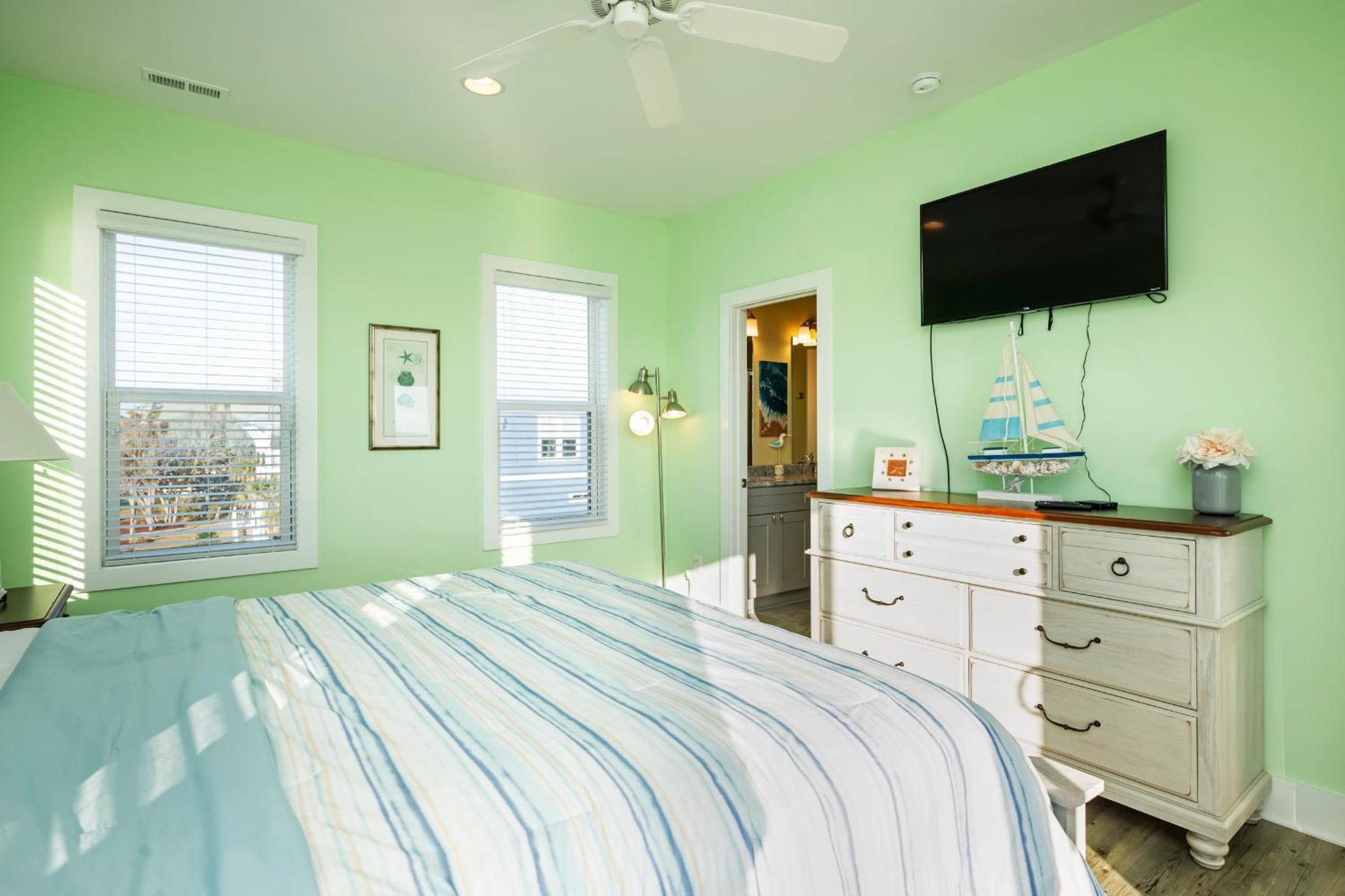 Summer Sea by Oak Island Accommodations