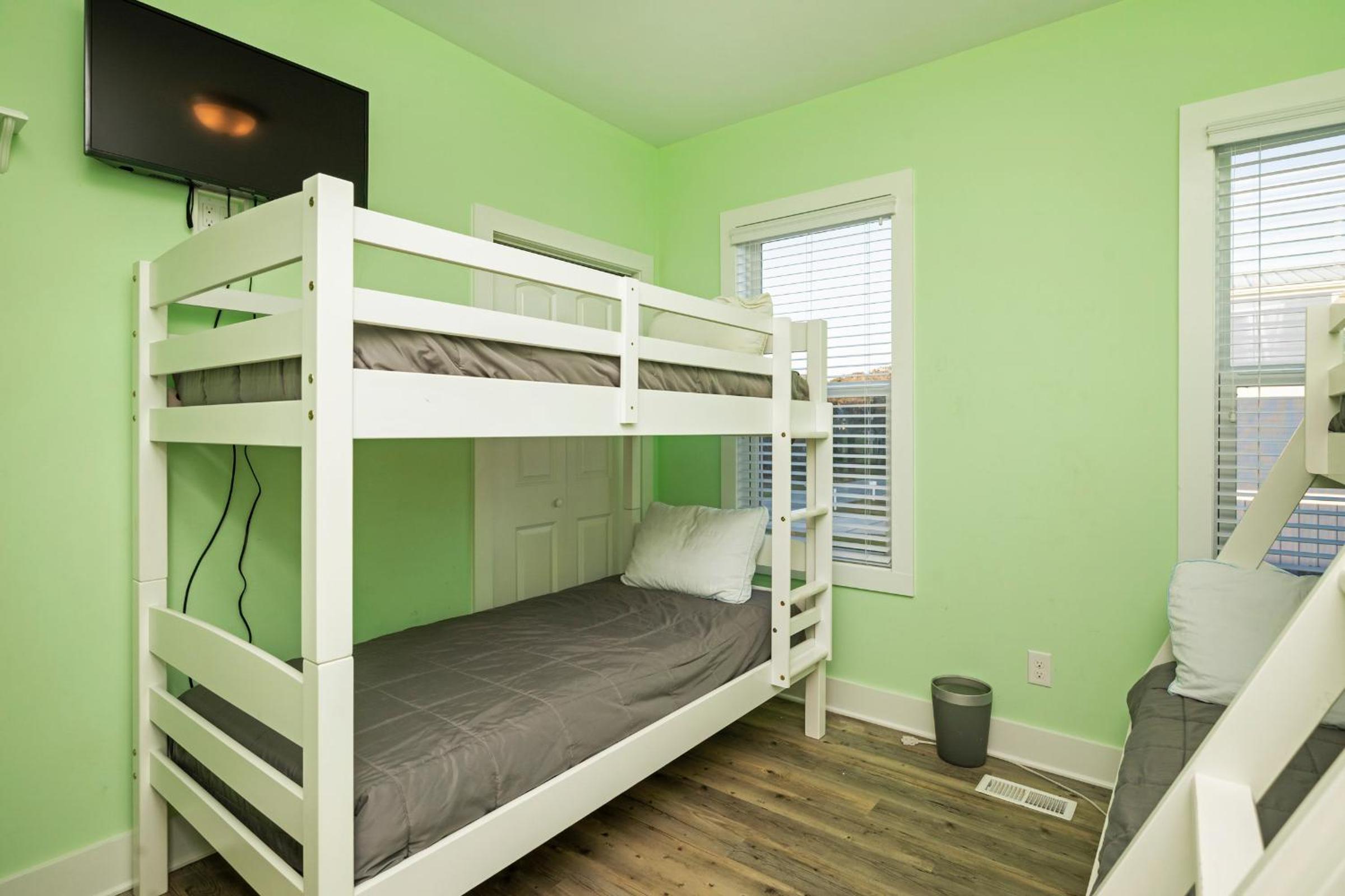 Summer Sea by Oak Island Accommodations