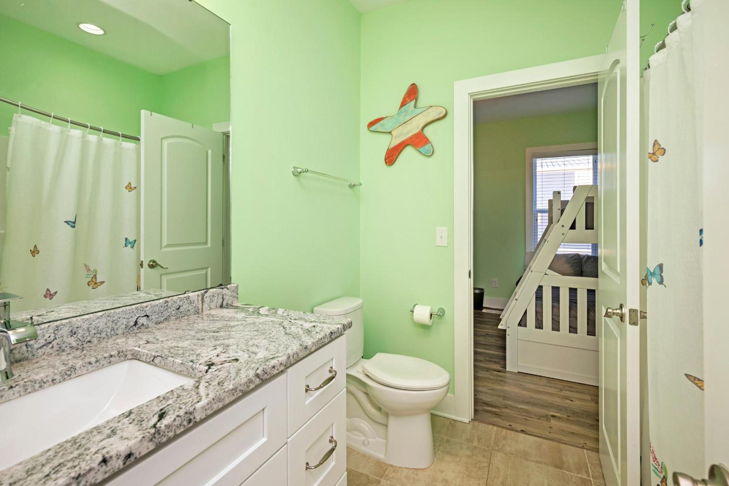 Summer Sea by Oak Island Accommodations
