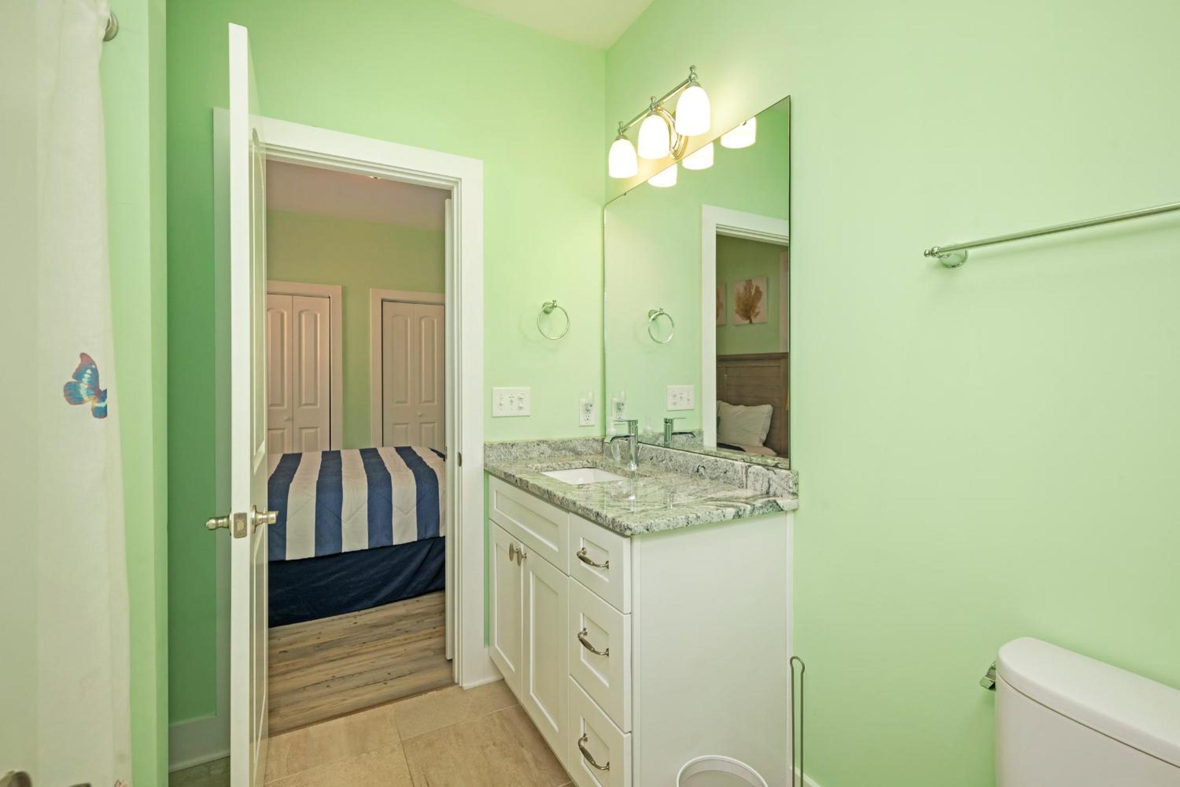 Summer Sea by Oak Island Accommodations