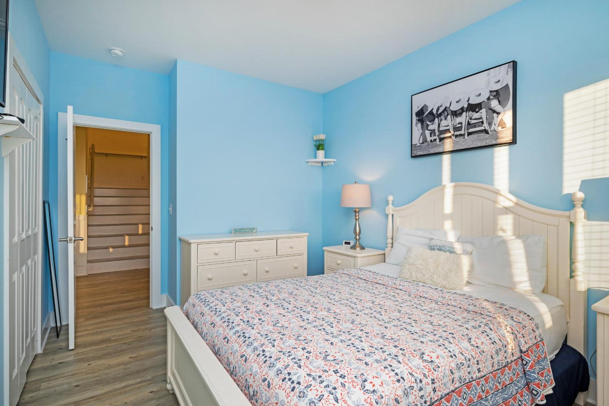 Summer Sea by Oak Island Accommodations