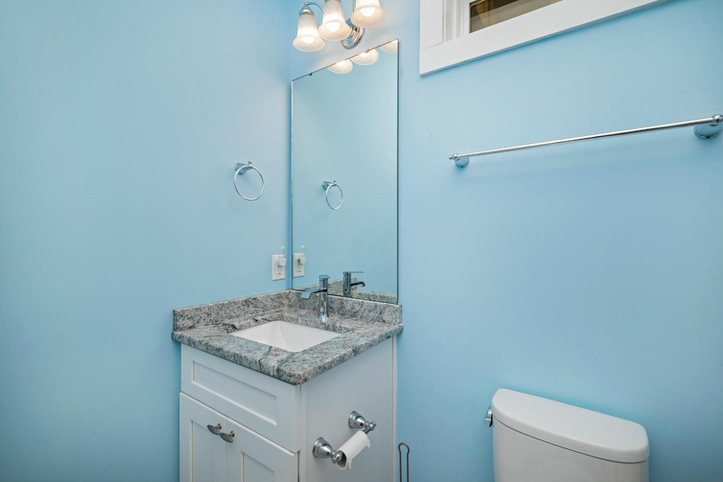 Summer Sea by Oak Island Accommodations