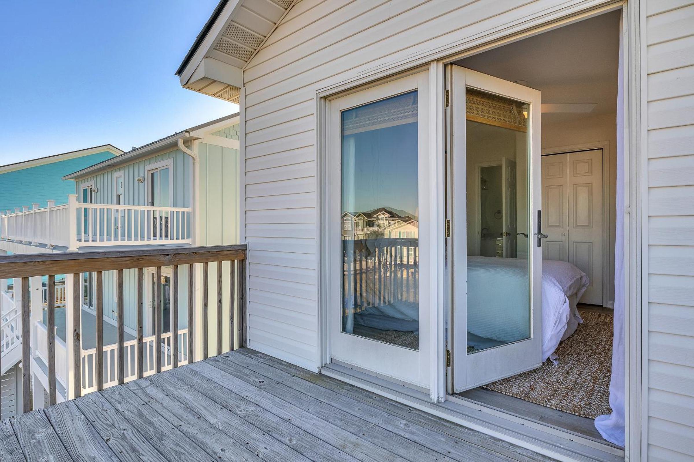 The Shady Lady by Oak Island Accommodations view 4