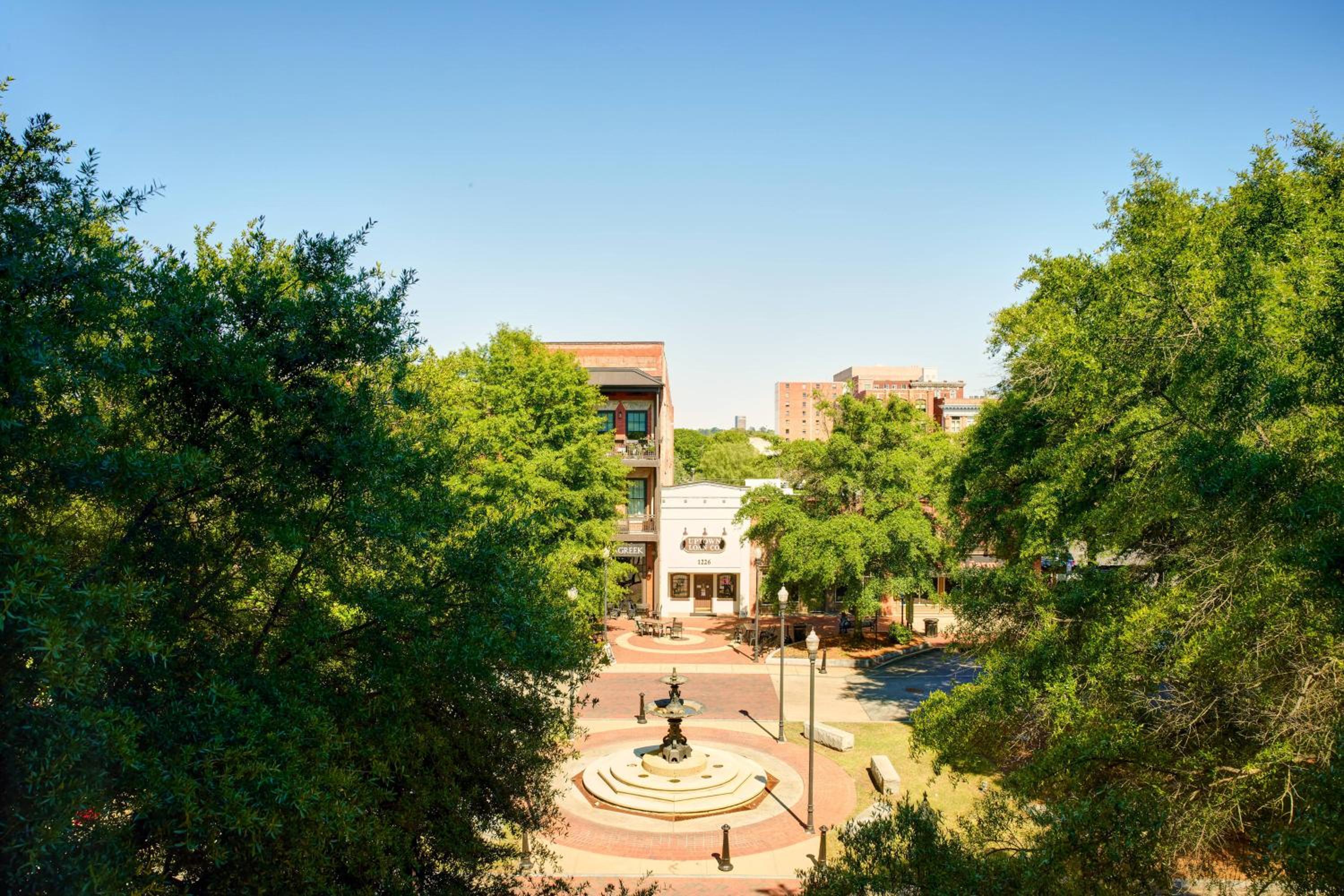 Columbus Vacations - AC Hotel by Marriott Columbus Downtown - Property Image 10