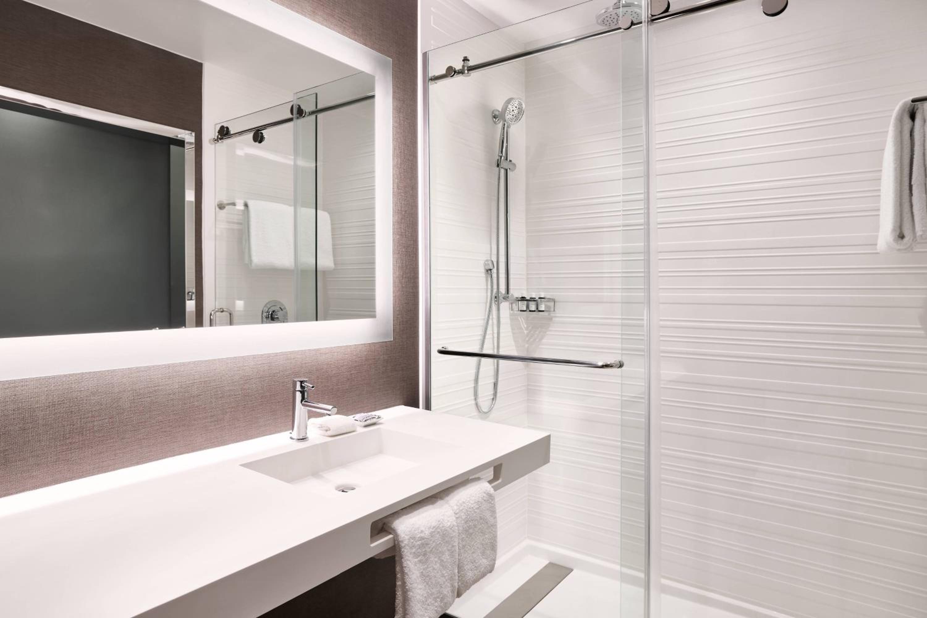 Columbus Vacations - AC Hotel by Marriott Columbus Downtown - Property Image 13