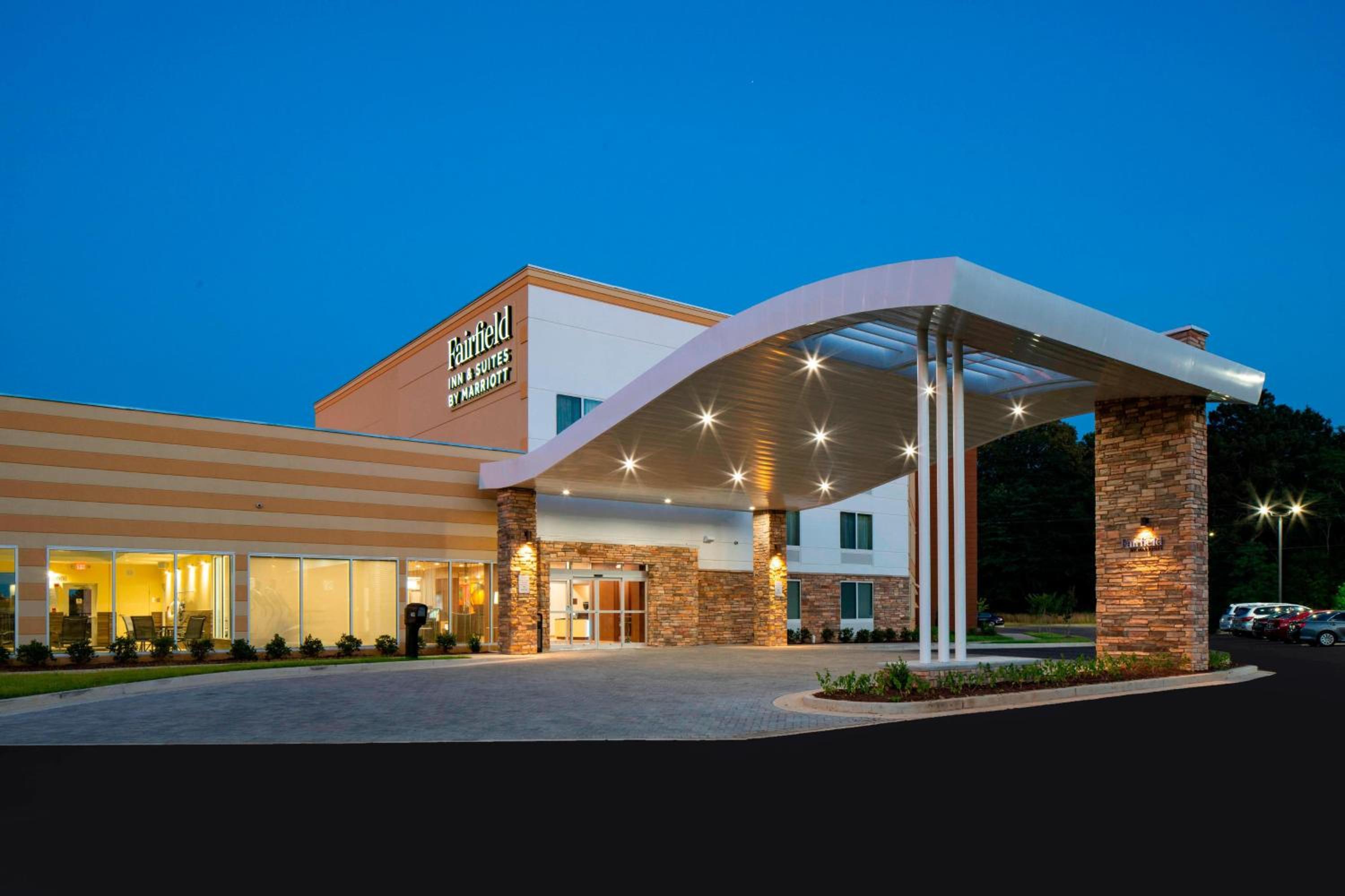 Batesville Vacations - Fairfield Inn  Suites by Marriott Batesville - Property Image 1