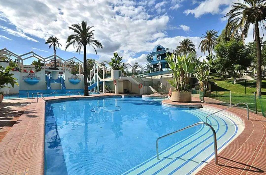 EL ESTUDIO DE LA PLAYA BENALBEACH Holidays Paradise view 2