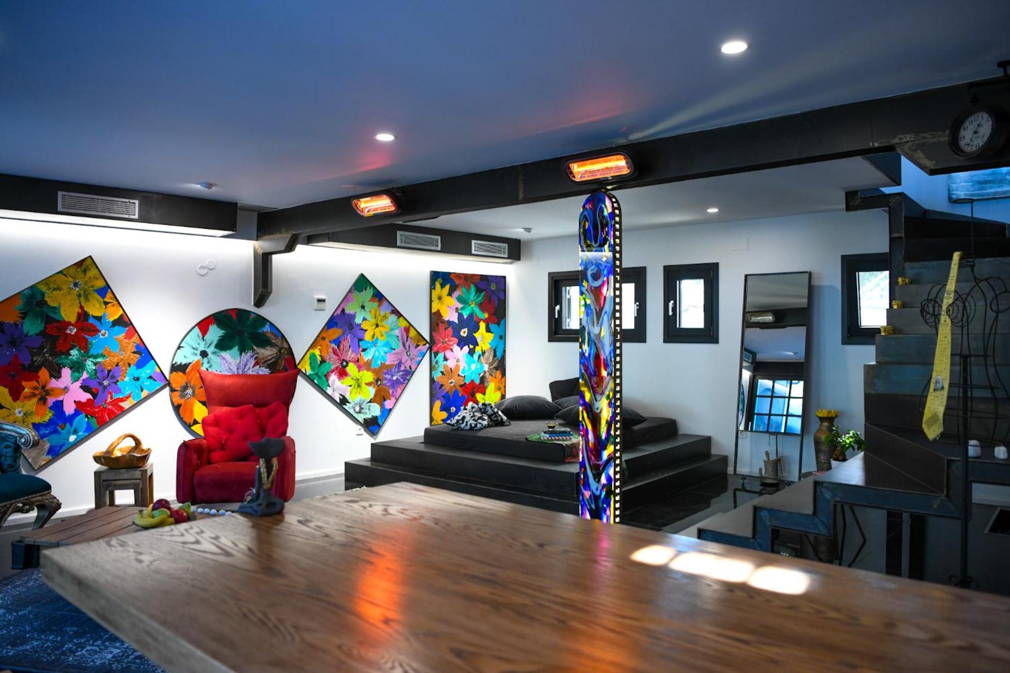 Art BeachFront Villa