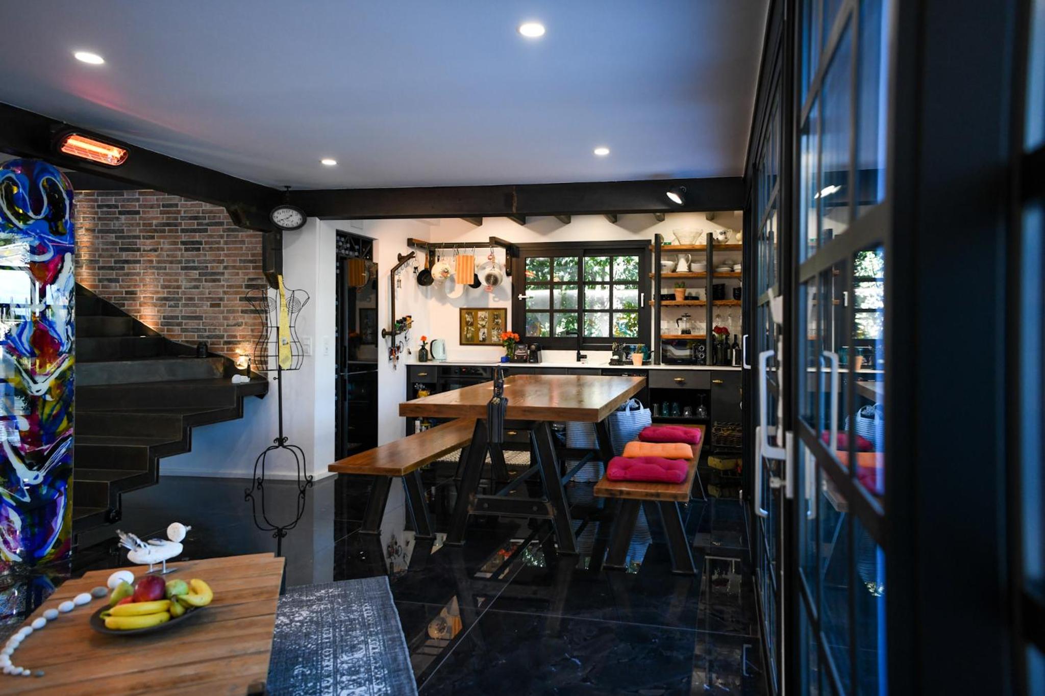 Art BeachFront Villa