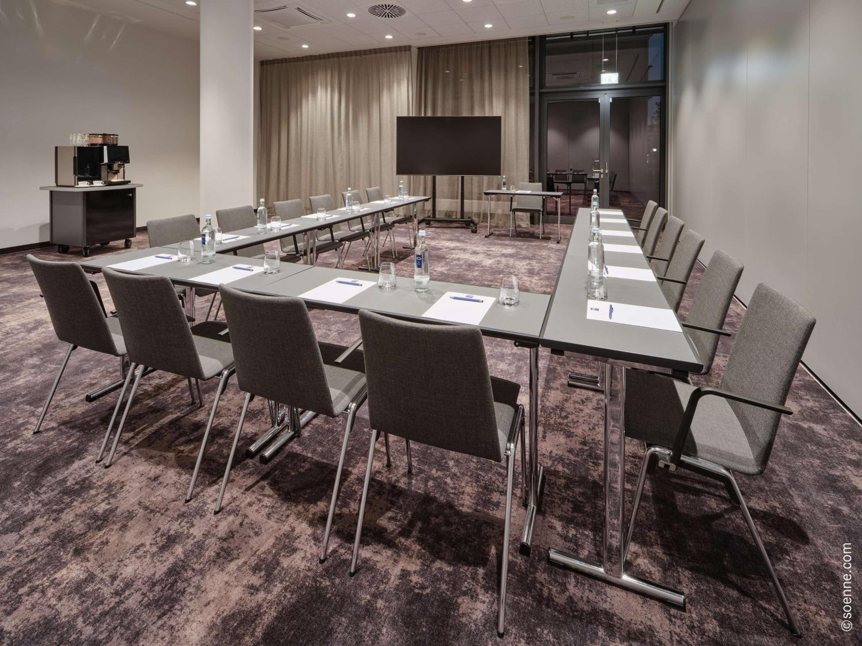 Dorint Hotel Munchen/Garching - Property Image 2