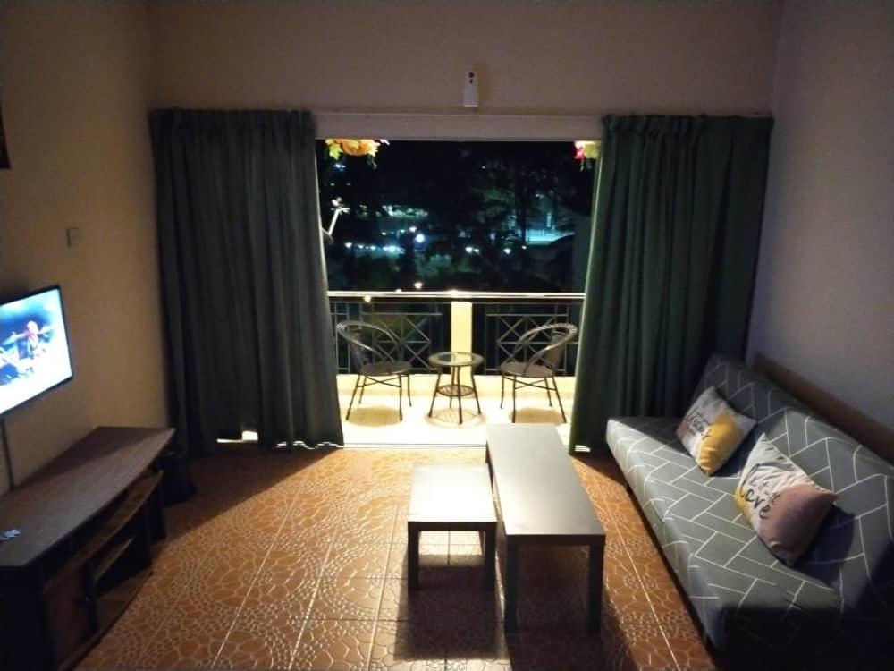 Apartment Teluk Batik photo 5