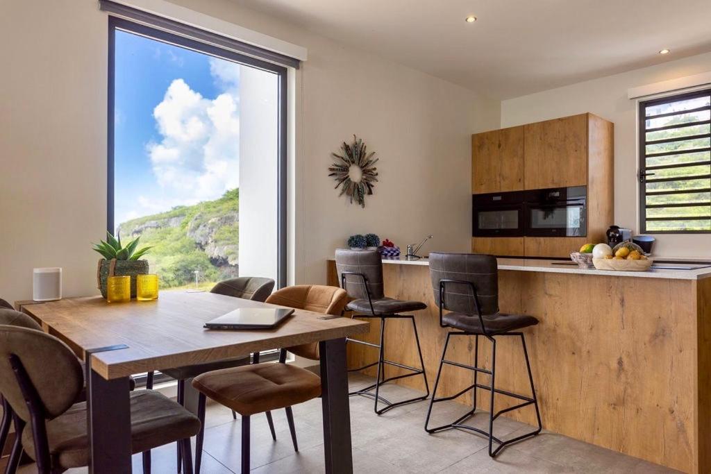 Coral Estate Ocean View Apartments
