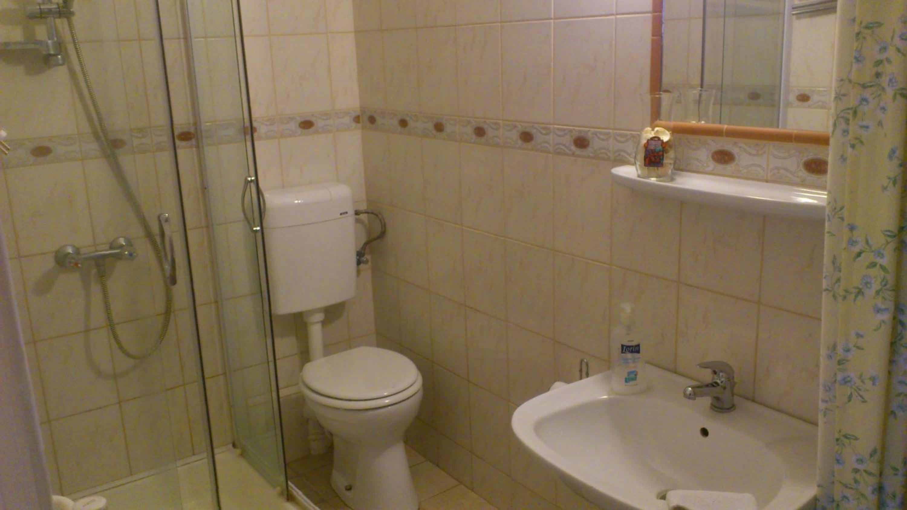 Photo 29
