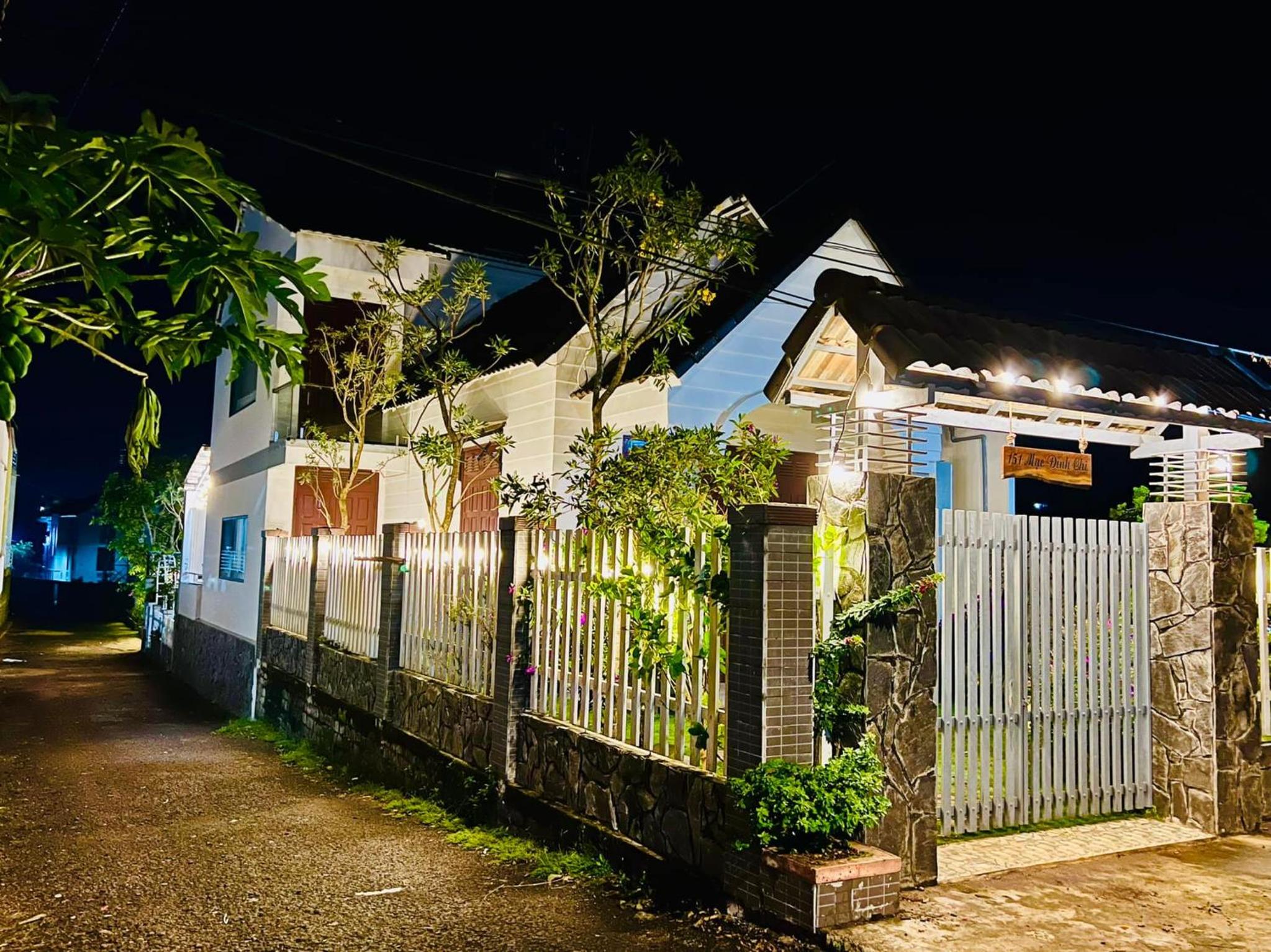 HomeTa Homestay
