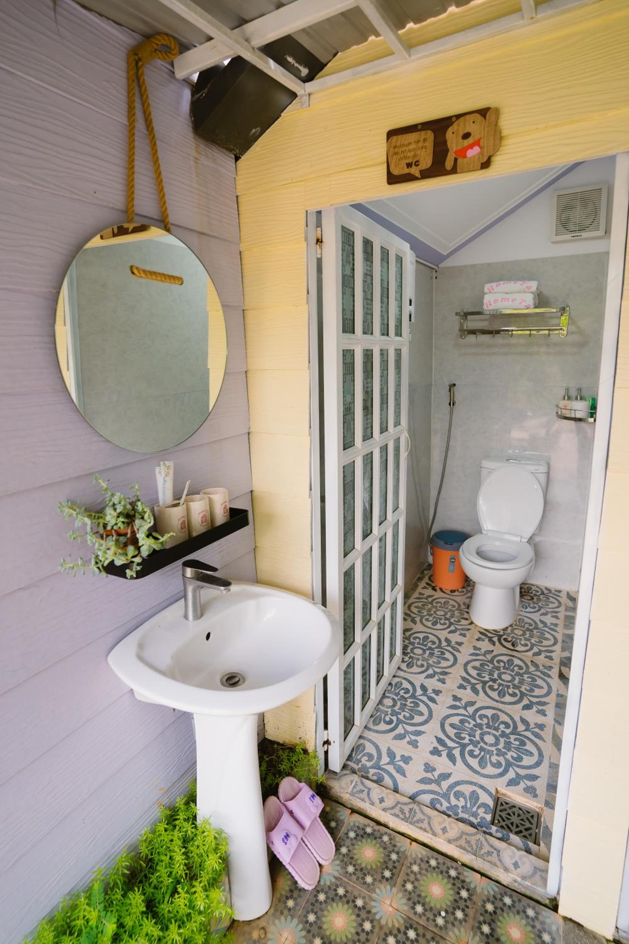 HomeTa Homestay