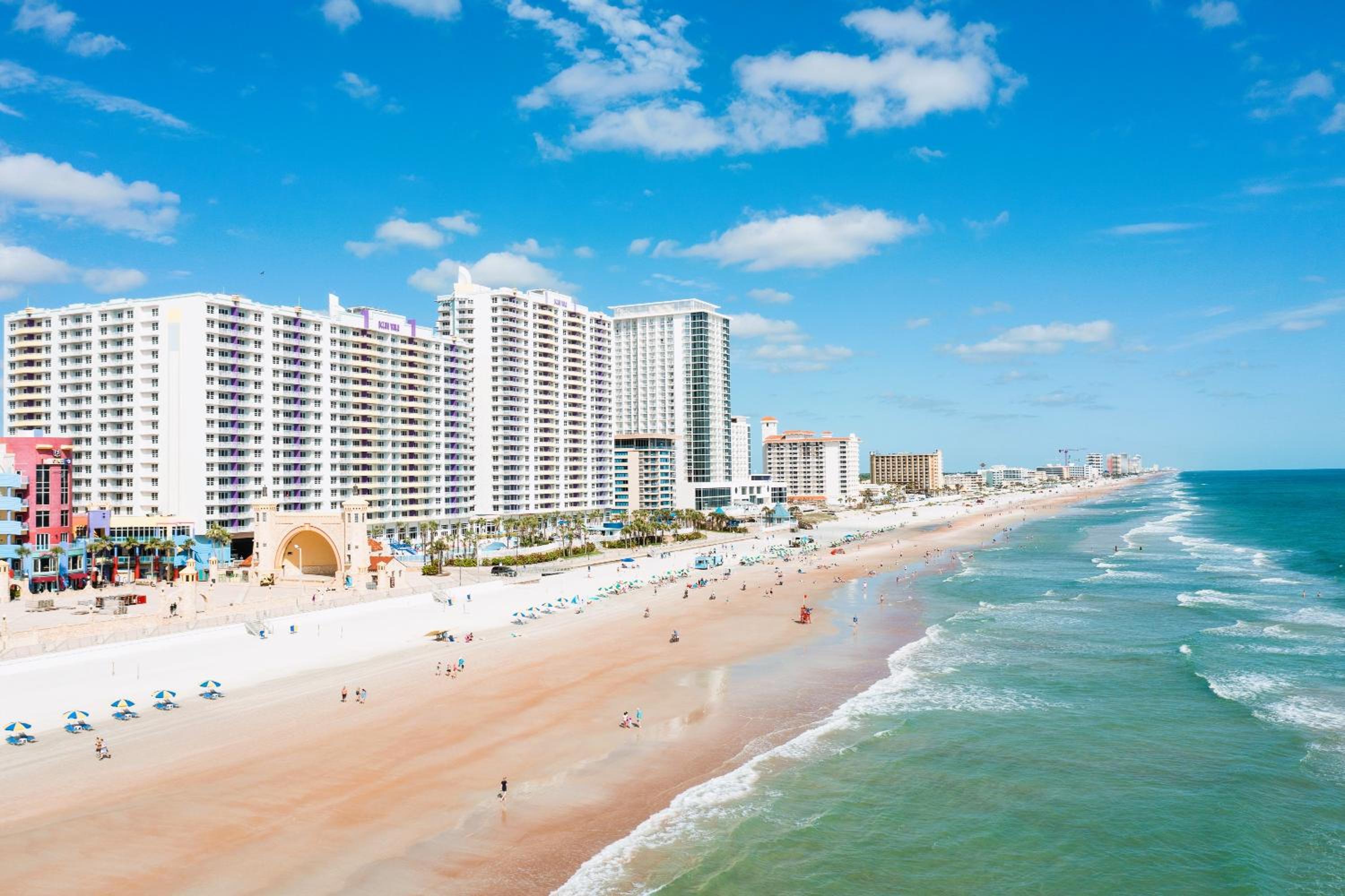 Hotel Daytona Beach's Ocean Walk Resort