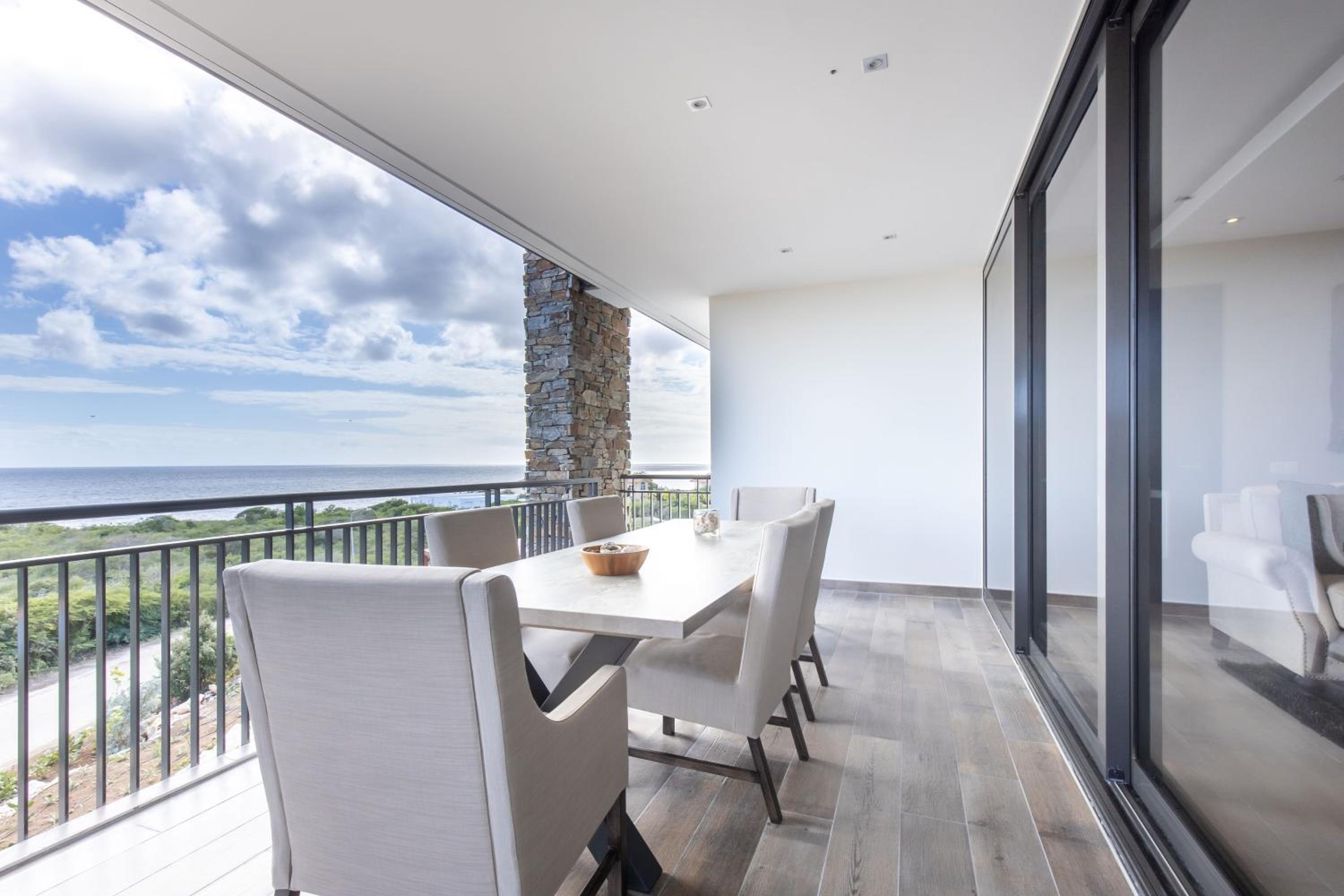 Coral Estate Ocean View Apartments