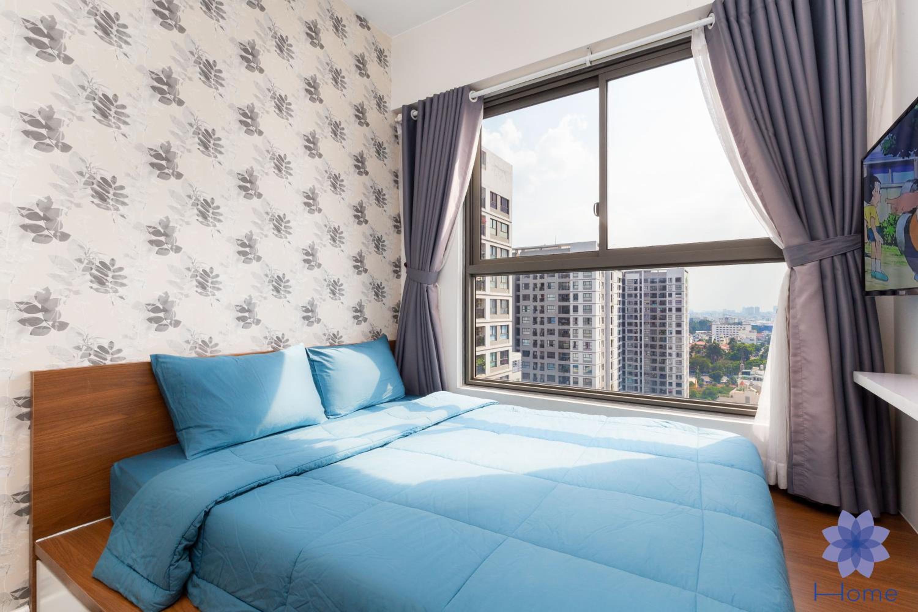 iHome Furnished Apartments with Free Gym & Pool, Airport Pick-Up Service
