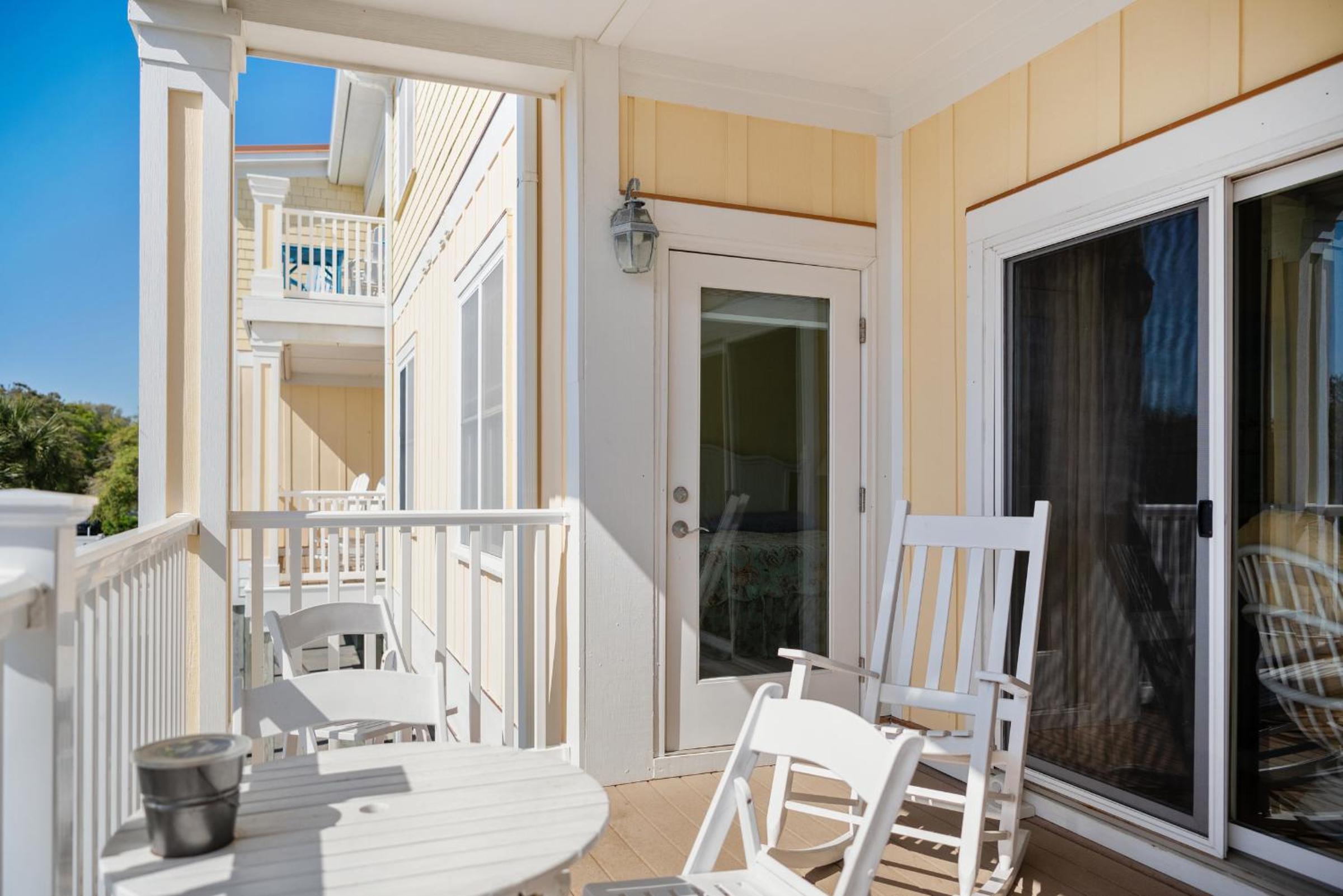 The Dunes by Oak Island Accommodations view 3