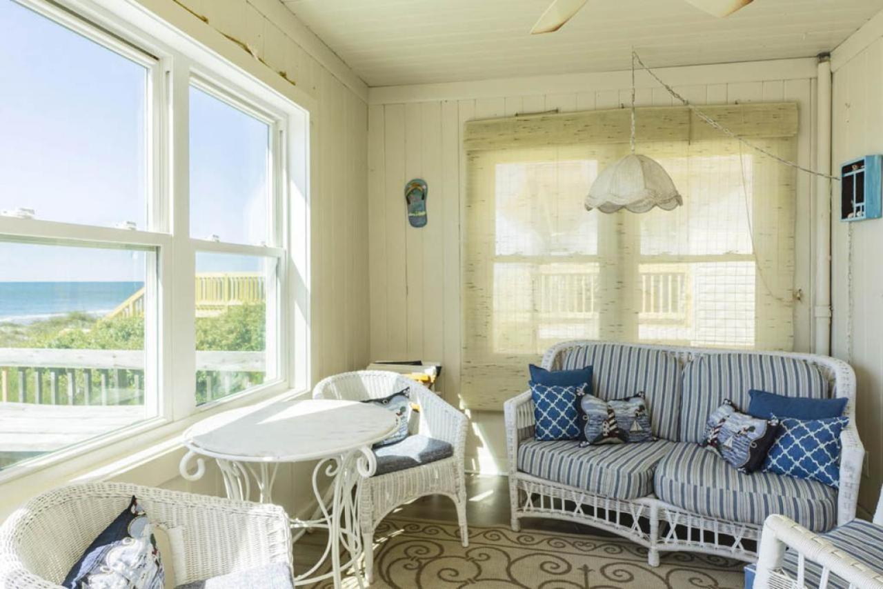 Rhoney R&R by Oak Island Accommodations view 2