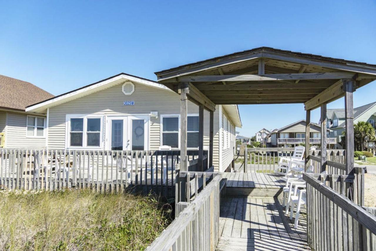 Rhoney R&R by Oak Island Accommodations view 4