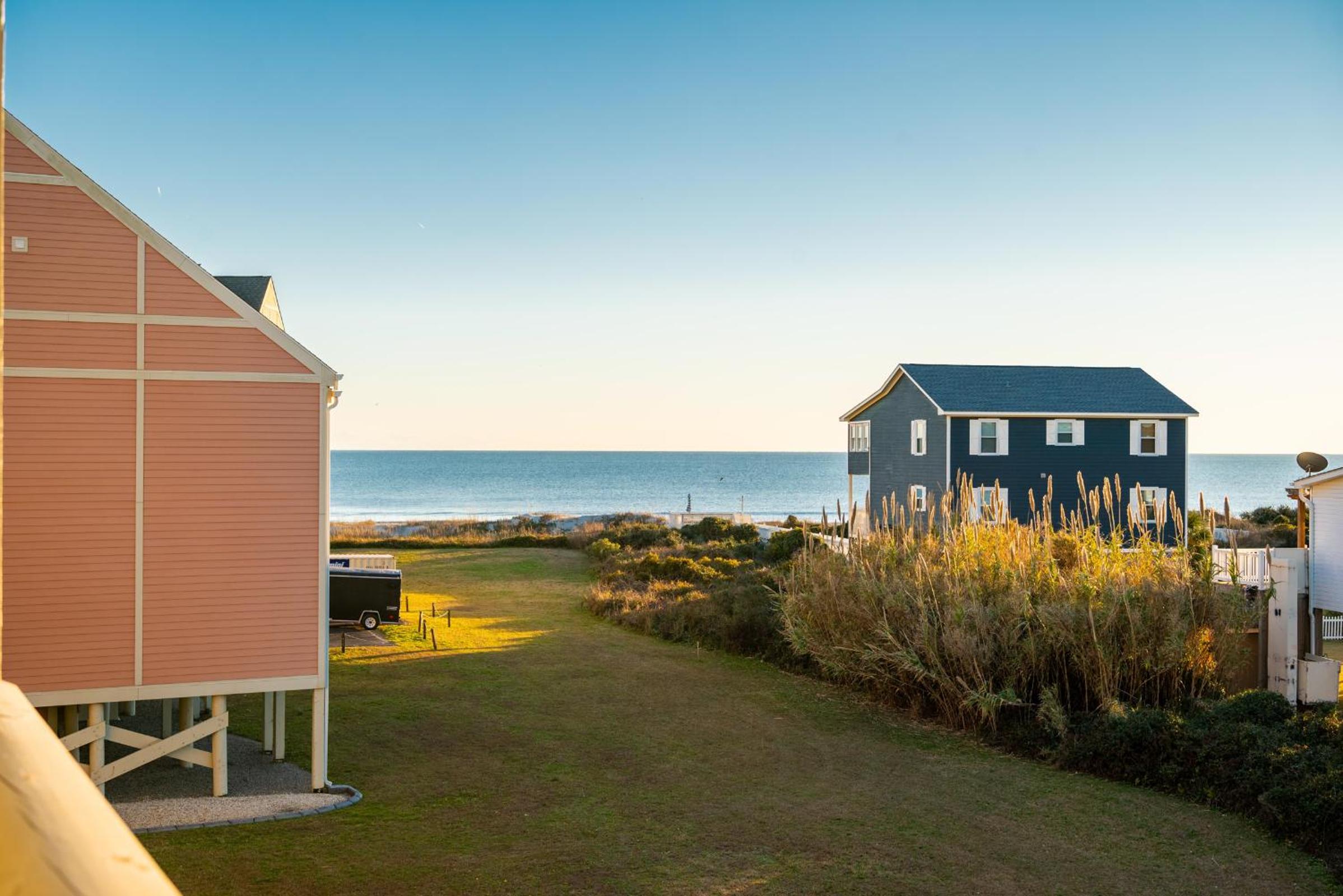 Sunset Blvd by Oak Island Accommodations
