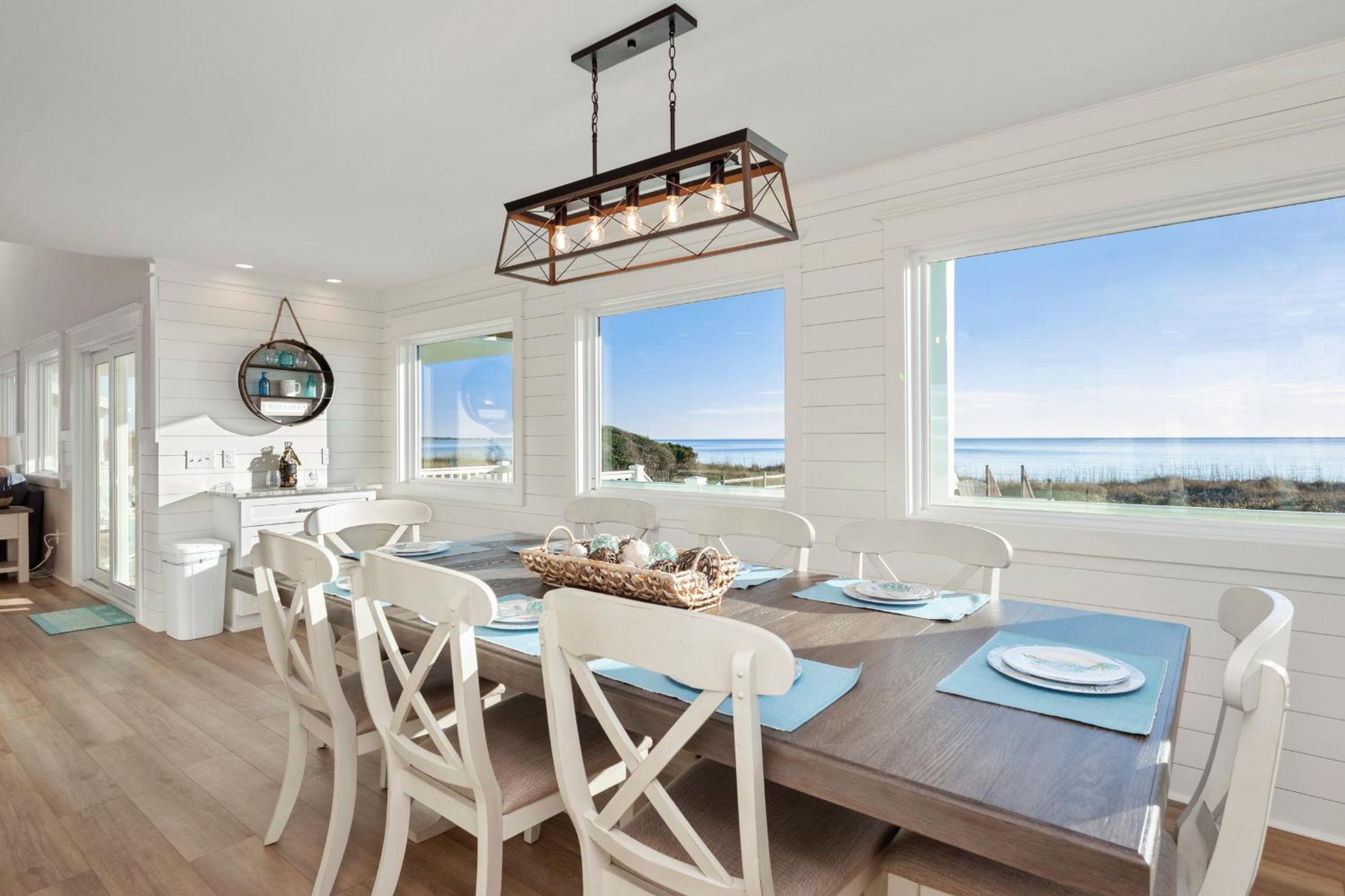 Serenity by the Sea by Oak Island Accommodations