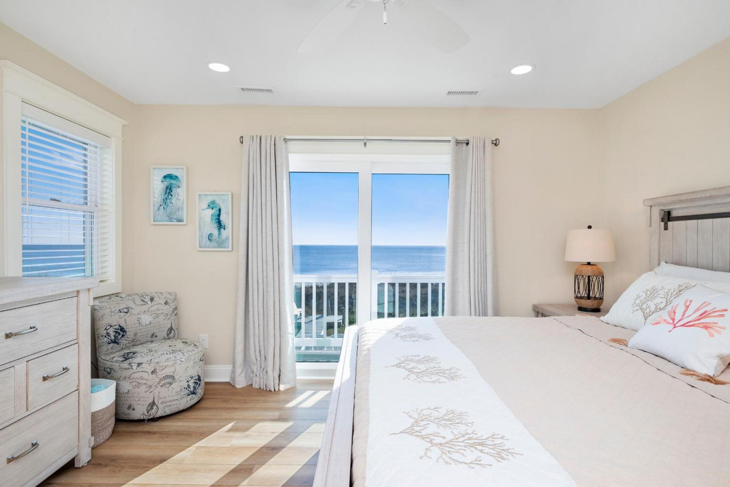 Serenity by the Sea by Oak Island Accommodations