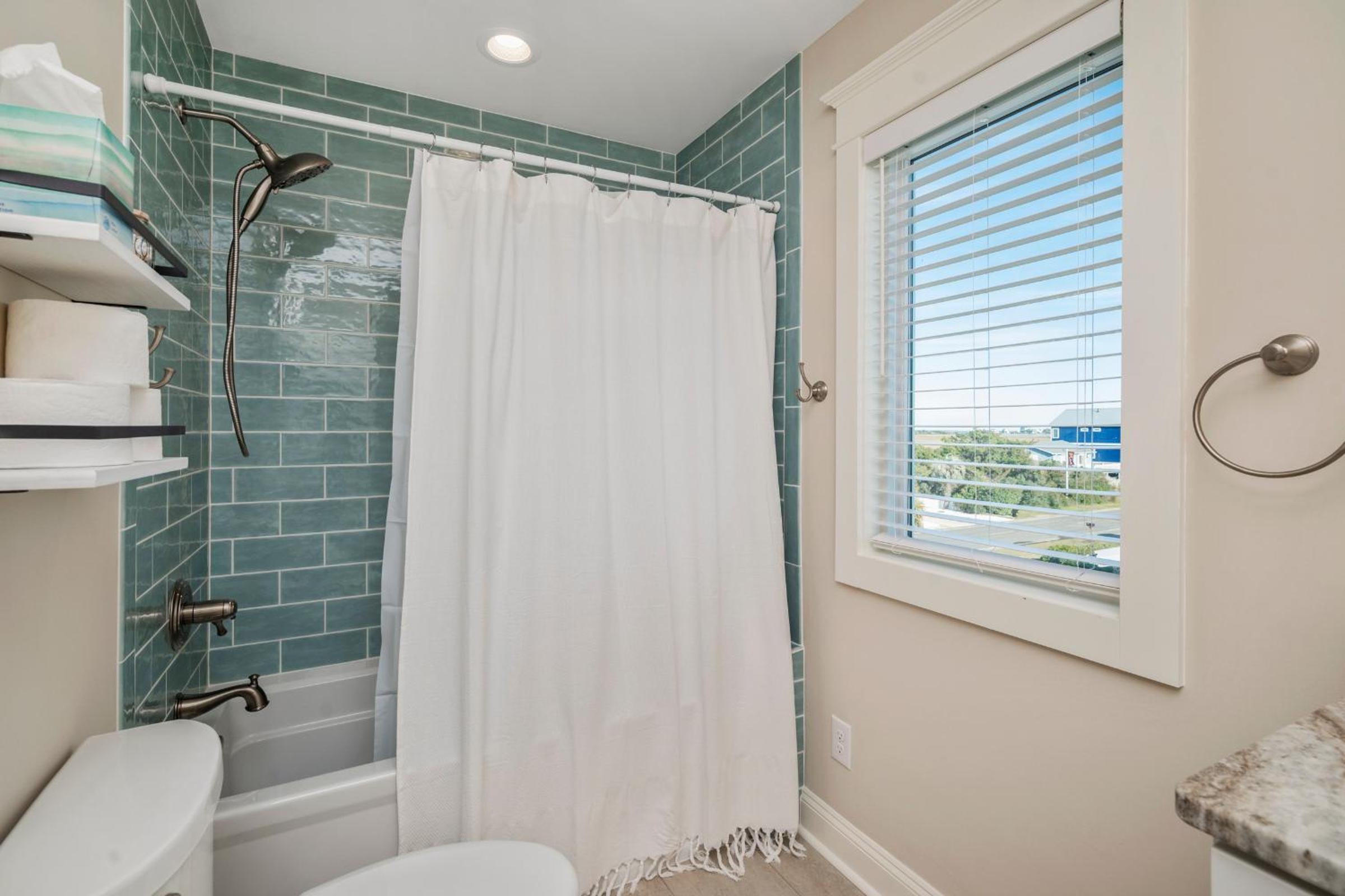 Serenity by the Sea by Oak Island Accommodations