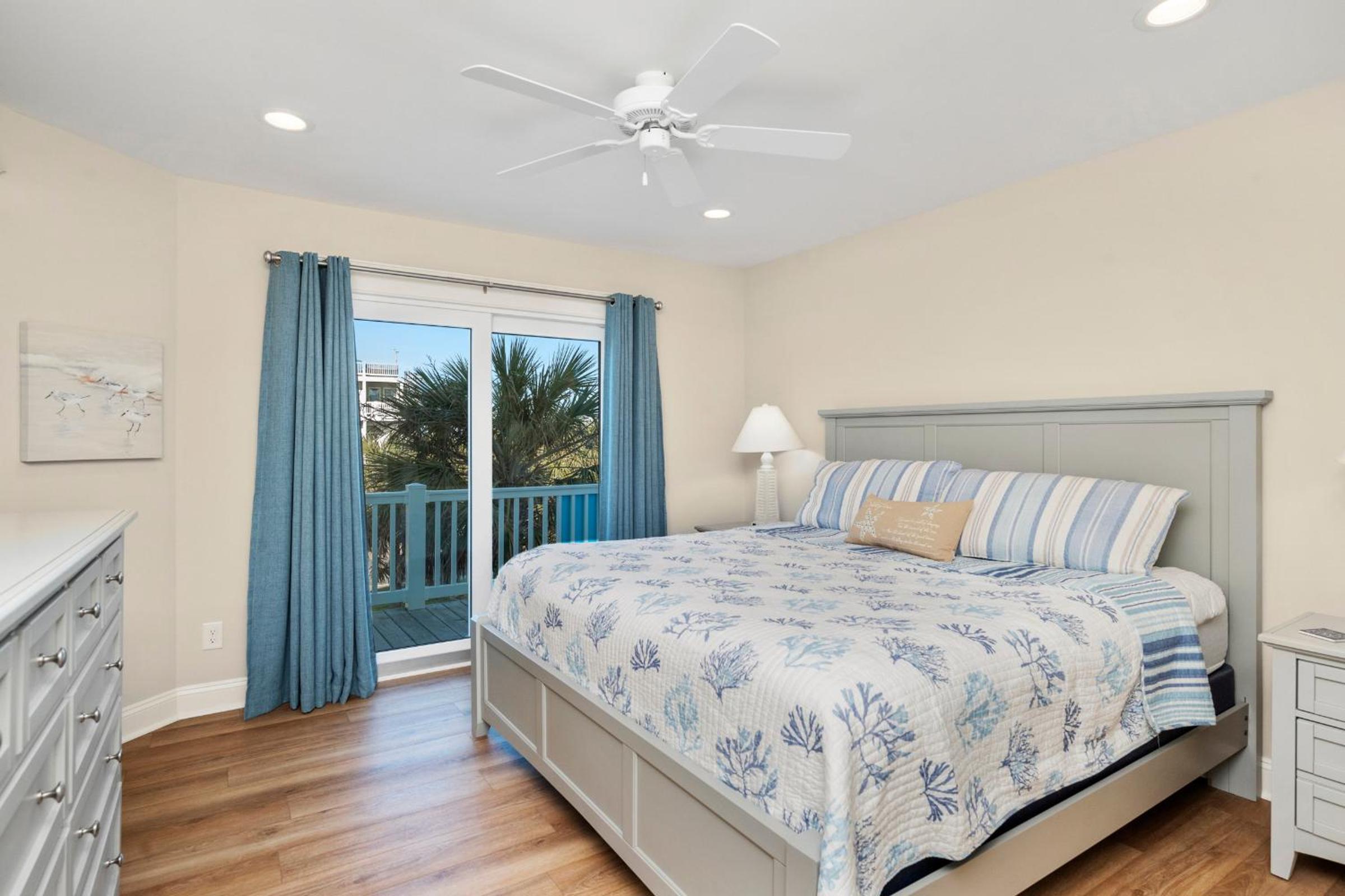 Serenity by the Sea by Oak Island Accommodations