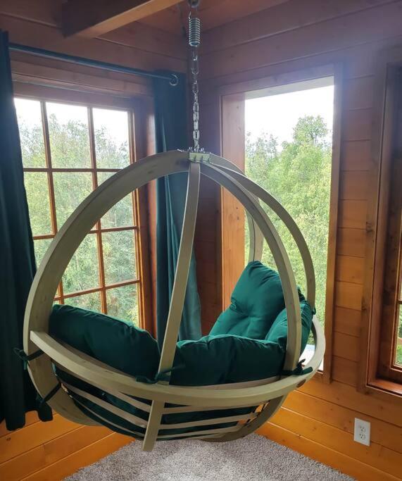The Eagle's Nest Treehouse Cabin