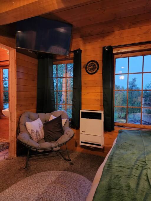 The Eagle's Nest Treehouse Cabin